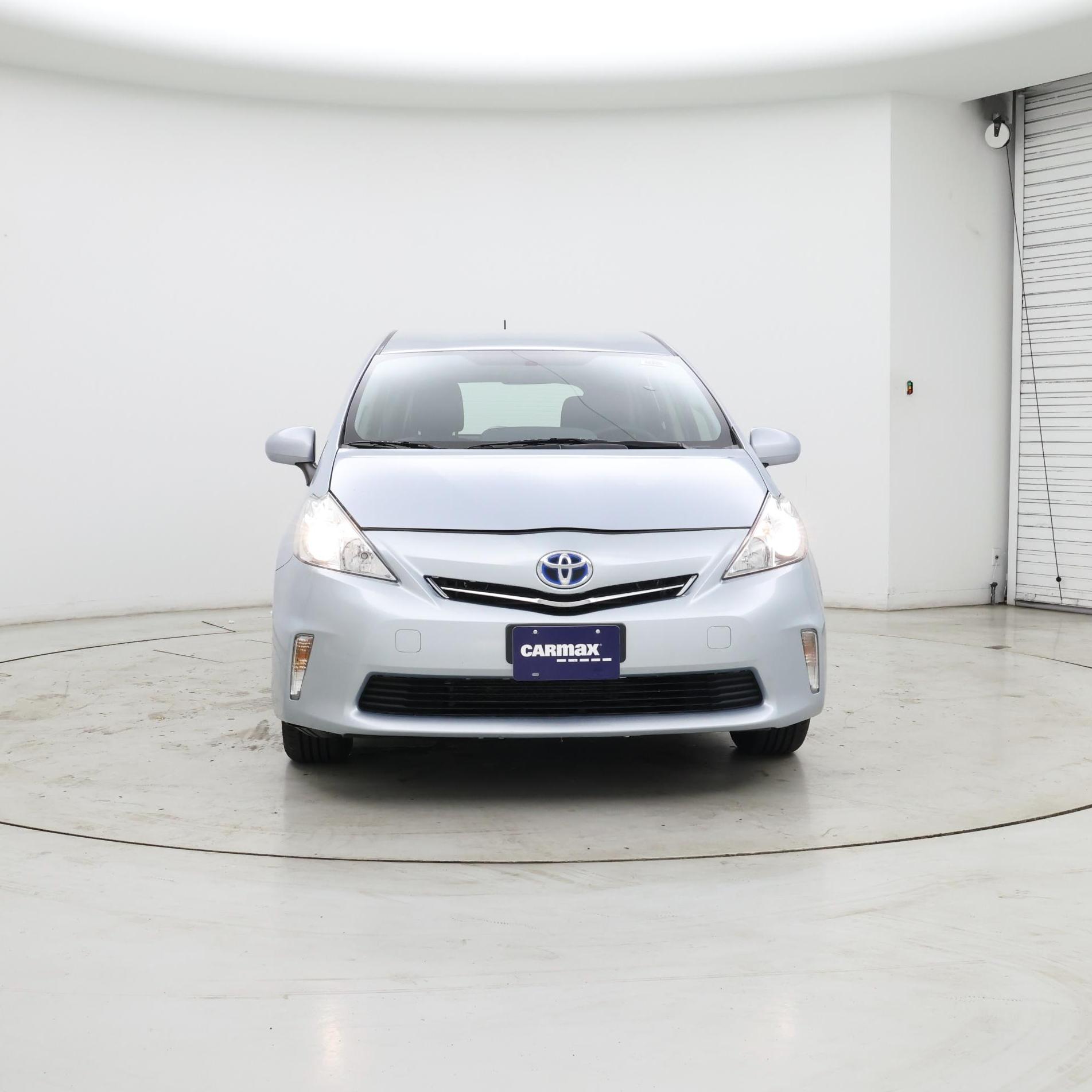 Thumbnail: 2013 Toyota Prius v - 5