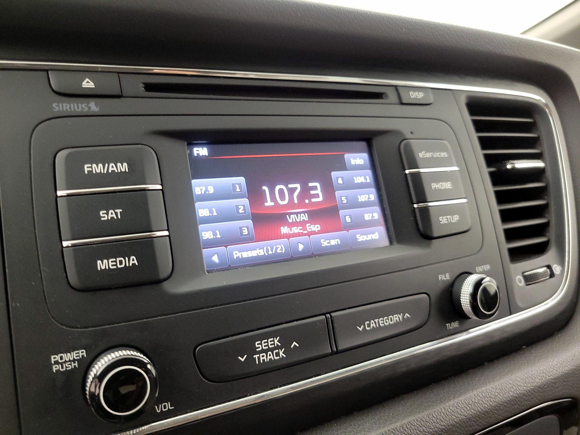 Thumbnail: 2016 Kia Sedona - 15