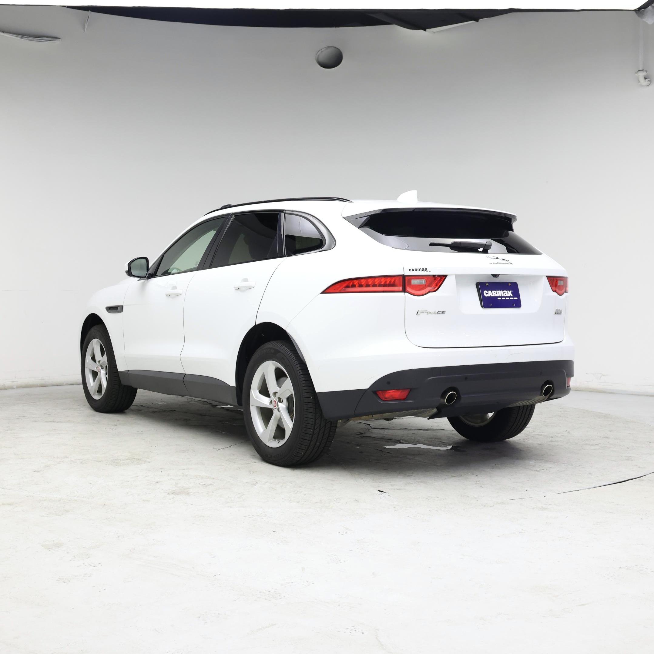 Thumbnail: 2019 Jaguar F-Pace - 2