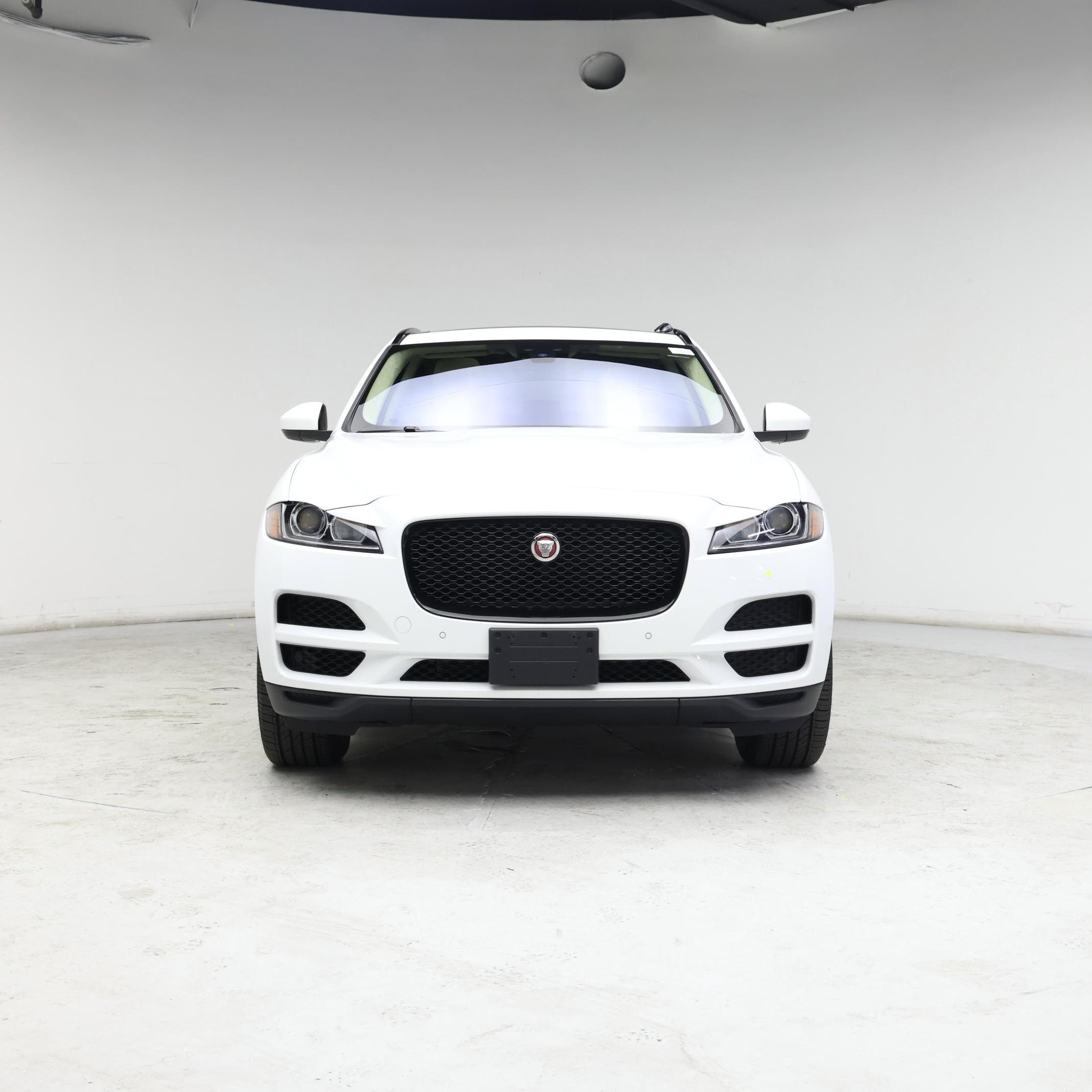Thumbnail: 2019 Jaguar F-Pace - 5