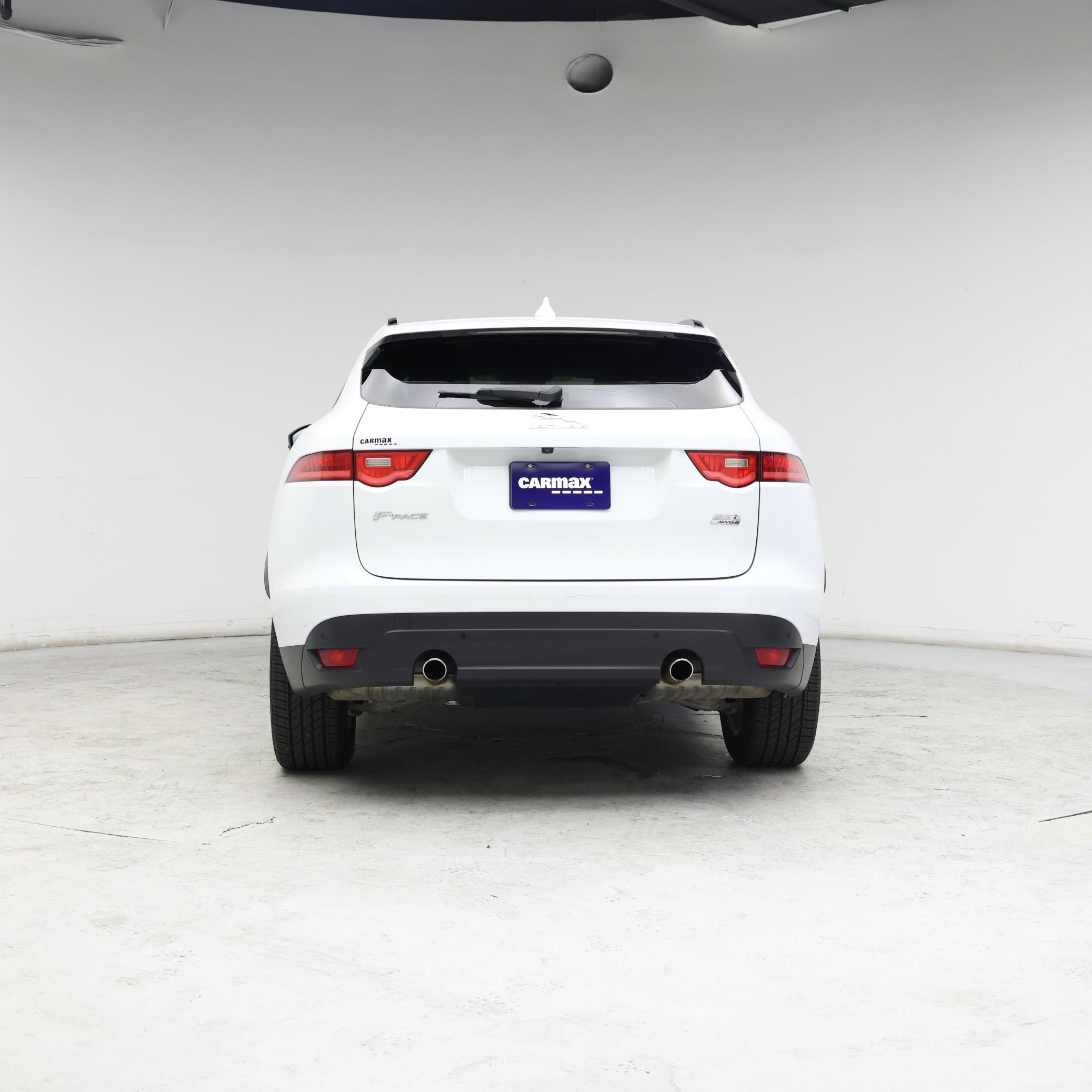 Thumbnail: 2019 Jaguar F-Pace - 6