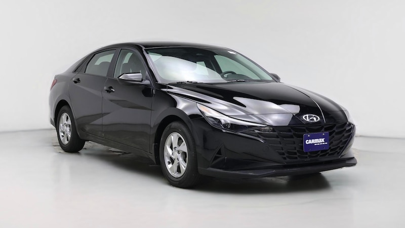 2022 Hyundai Elantra SE Hero Image