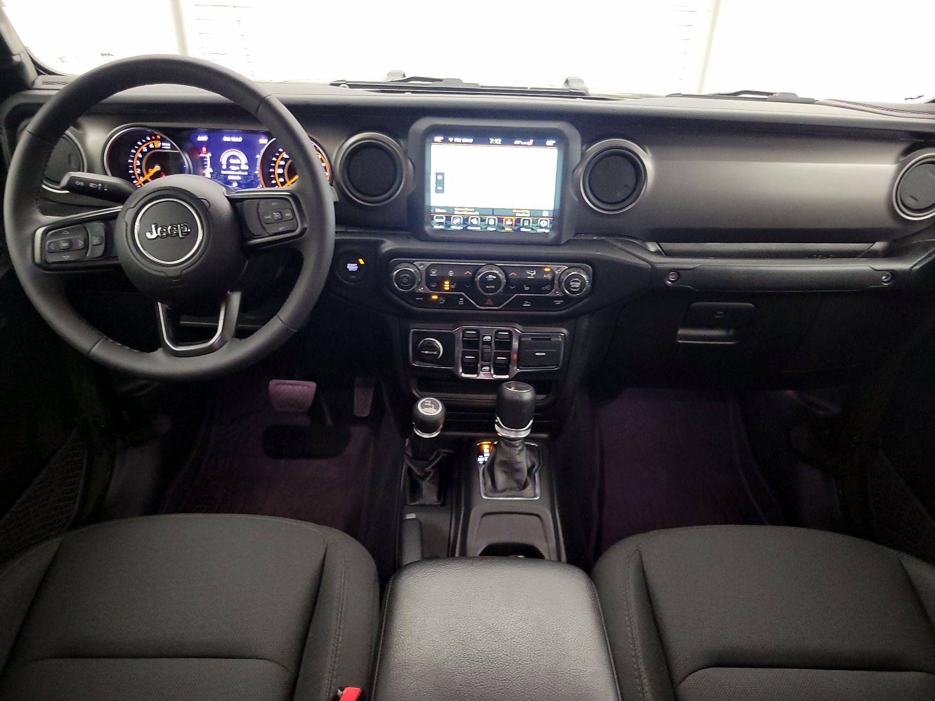 Thumbnail: 2023 Jeep Gladiator - 9