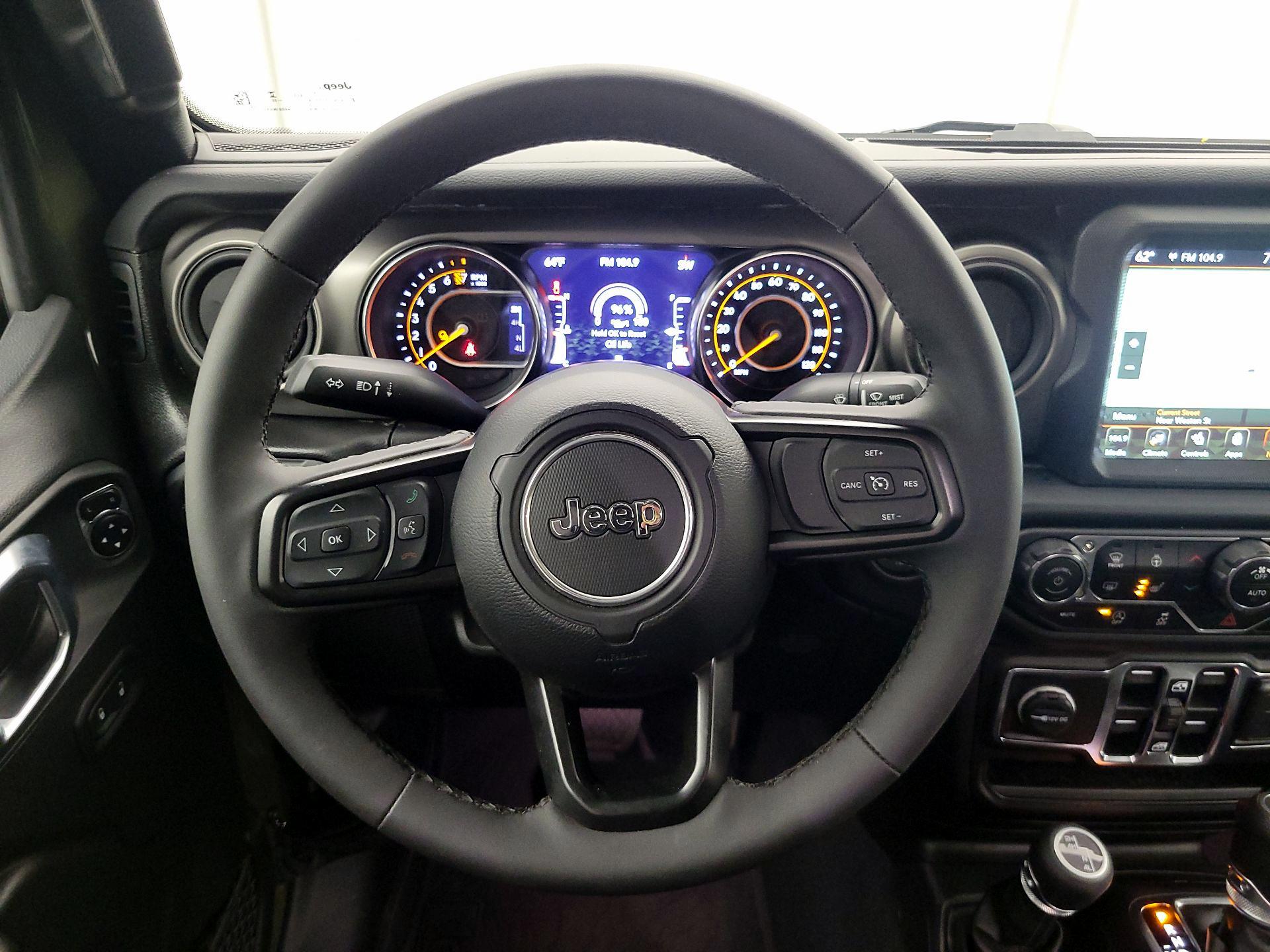Thumbnail: 2023 Jeep Gladiator - 10
