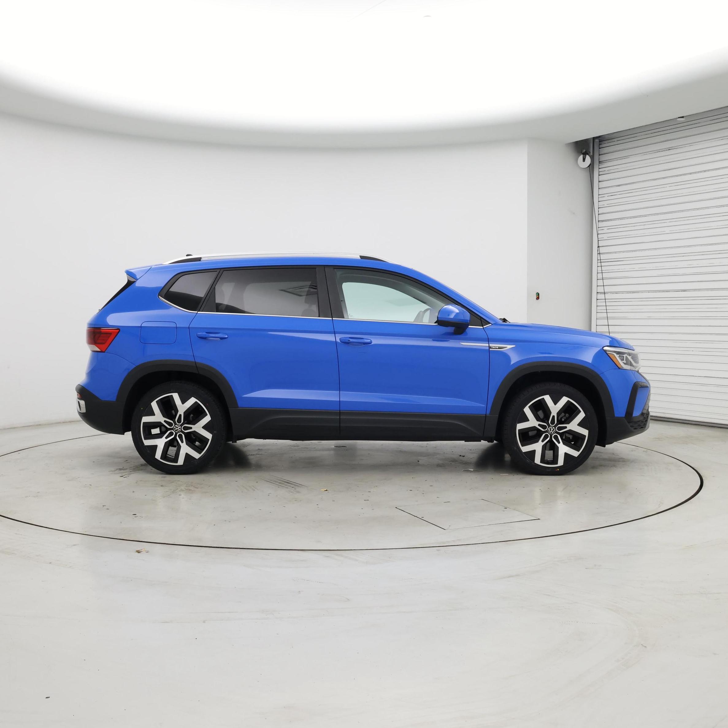Thumbnail: 2022 Volkswagen Taos - 7