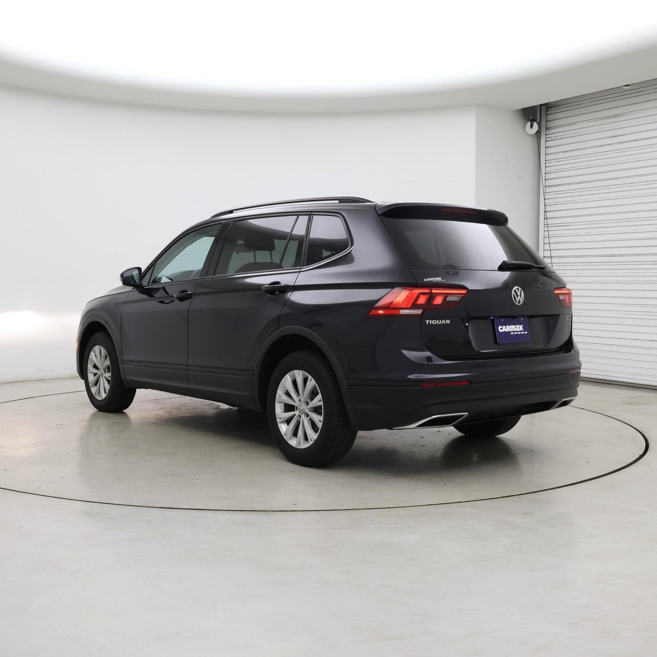 Thumbnail: 2019 Volkswagen Tiguan - 2