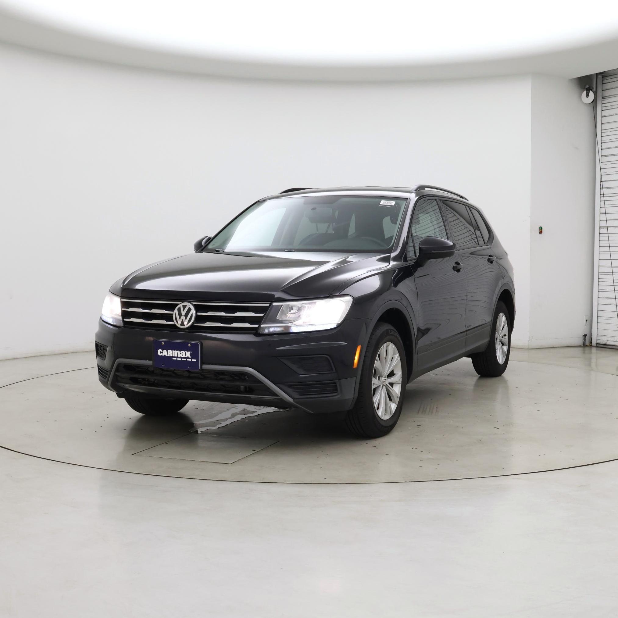 Thumbnail: 2019 Volkswagen Tiguan - 4