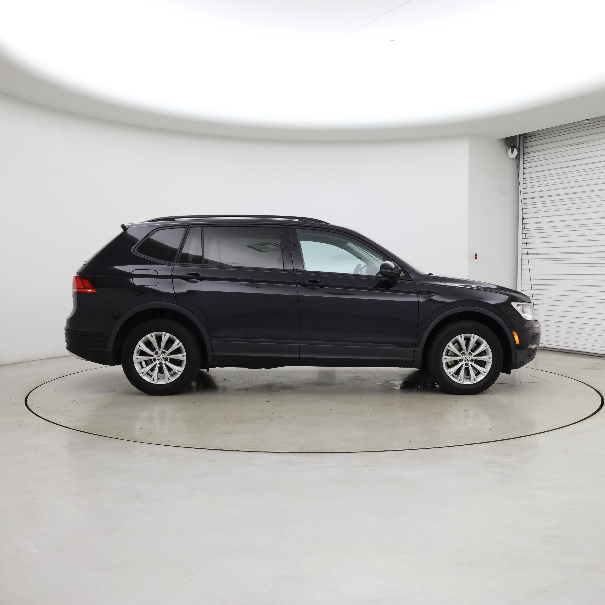 Thumbnail: 2019 Volkswagen Tiguan - 7