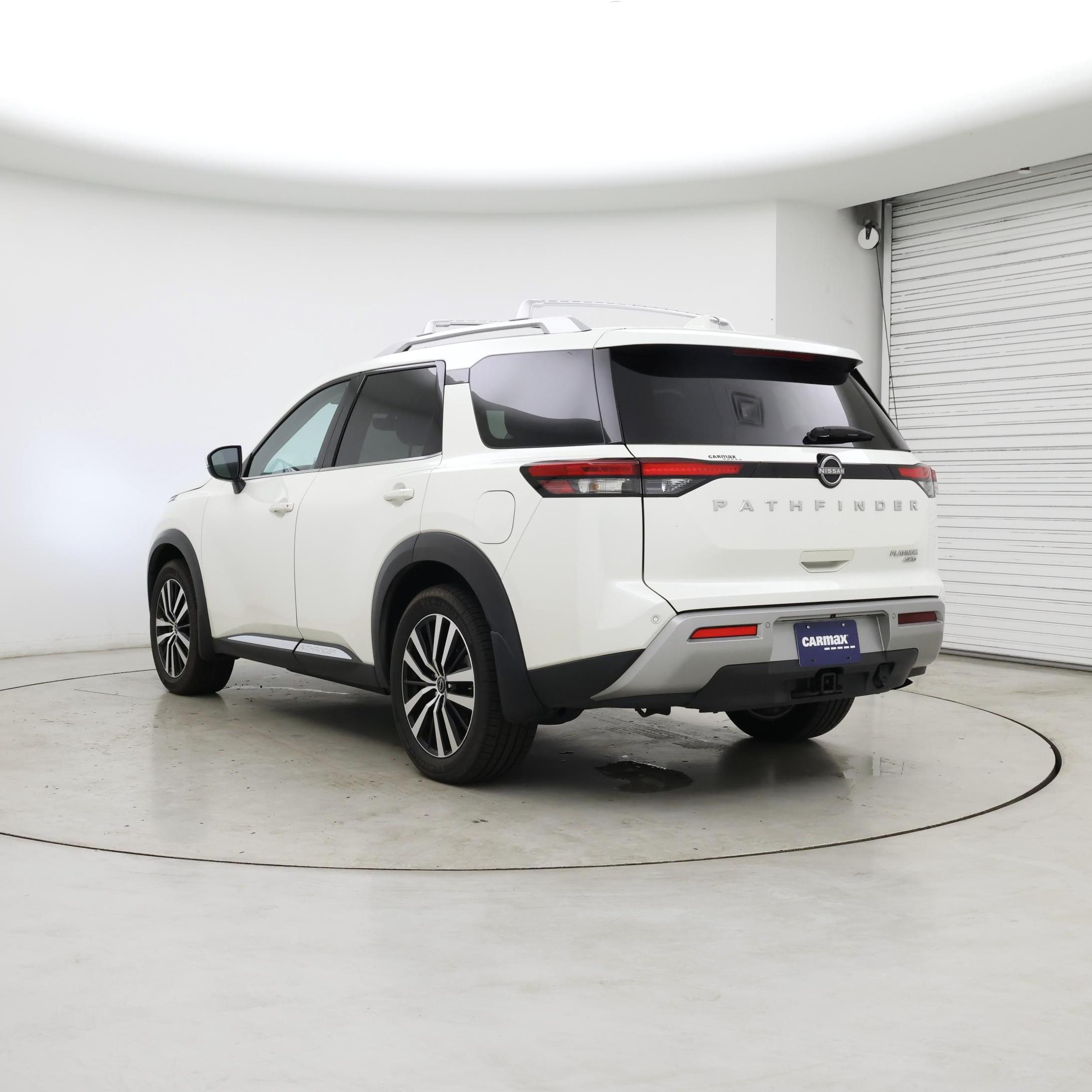 Thumbnail: 2023 Nissan Pathfinder - 2