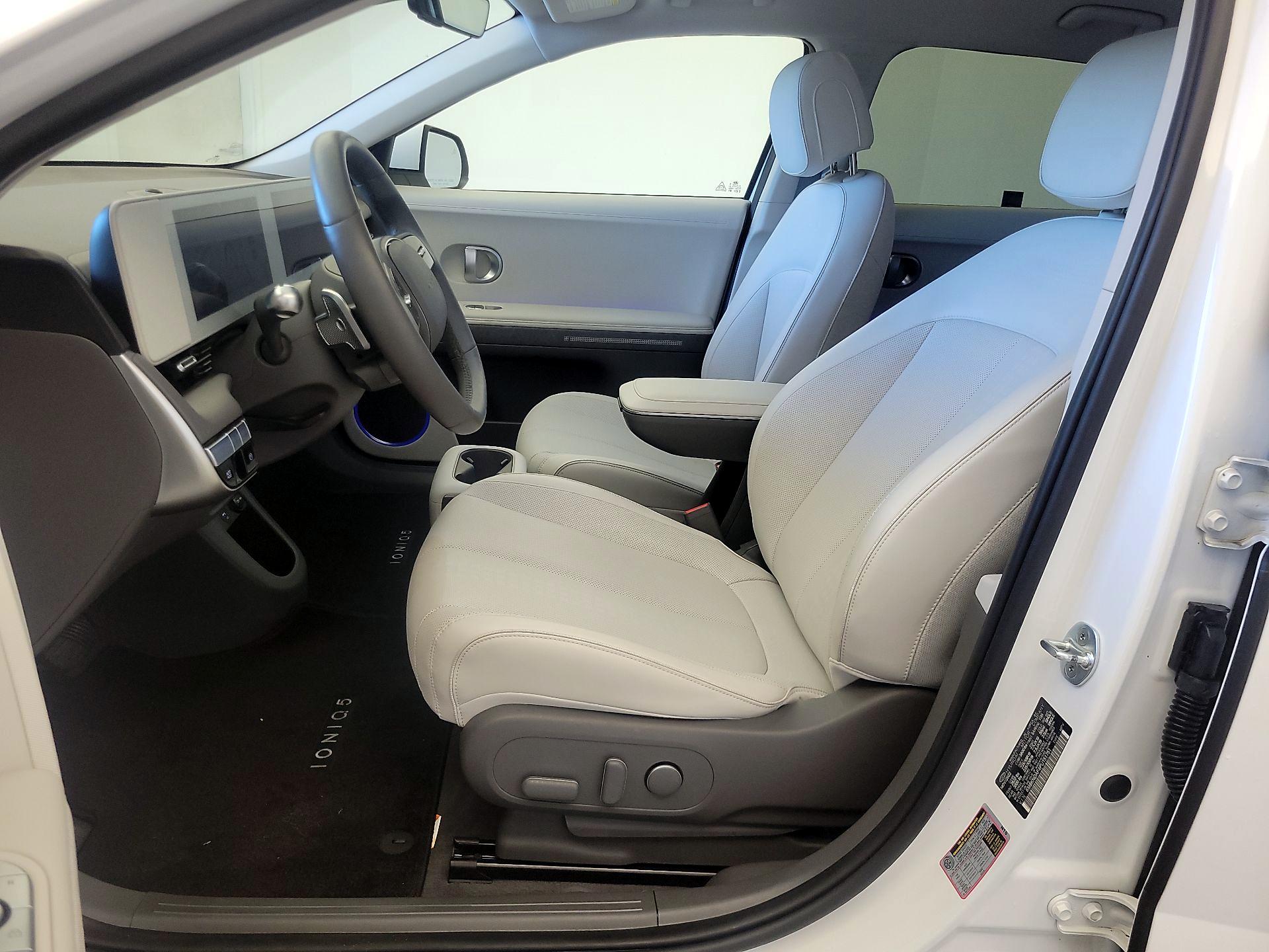Thumbnail: 2023 Hyundai Ioniq 5 - 11