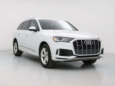 White 2022 Audi Q7 Premium
