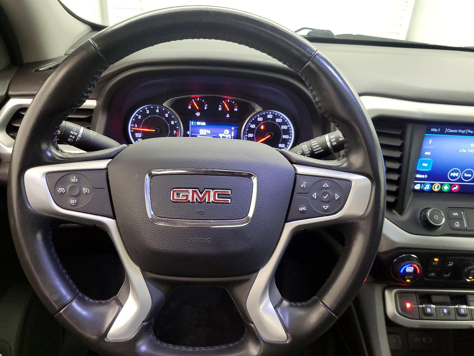 Thumbnail: 2020 GMC Acadia - 10