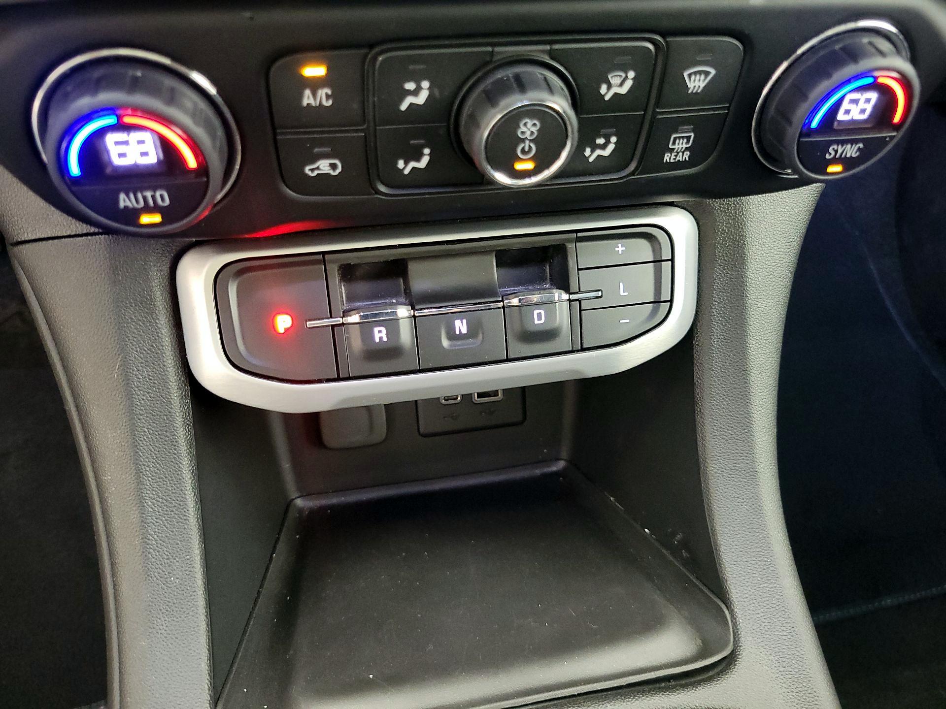 Thumbnail: 2020 GMC Acadia - 16