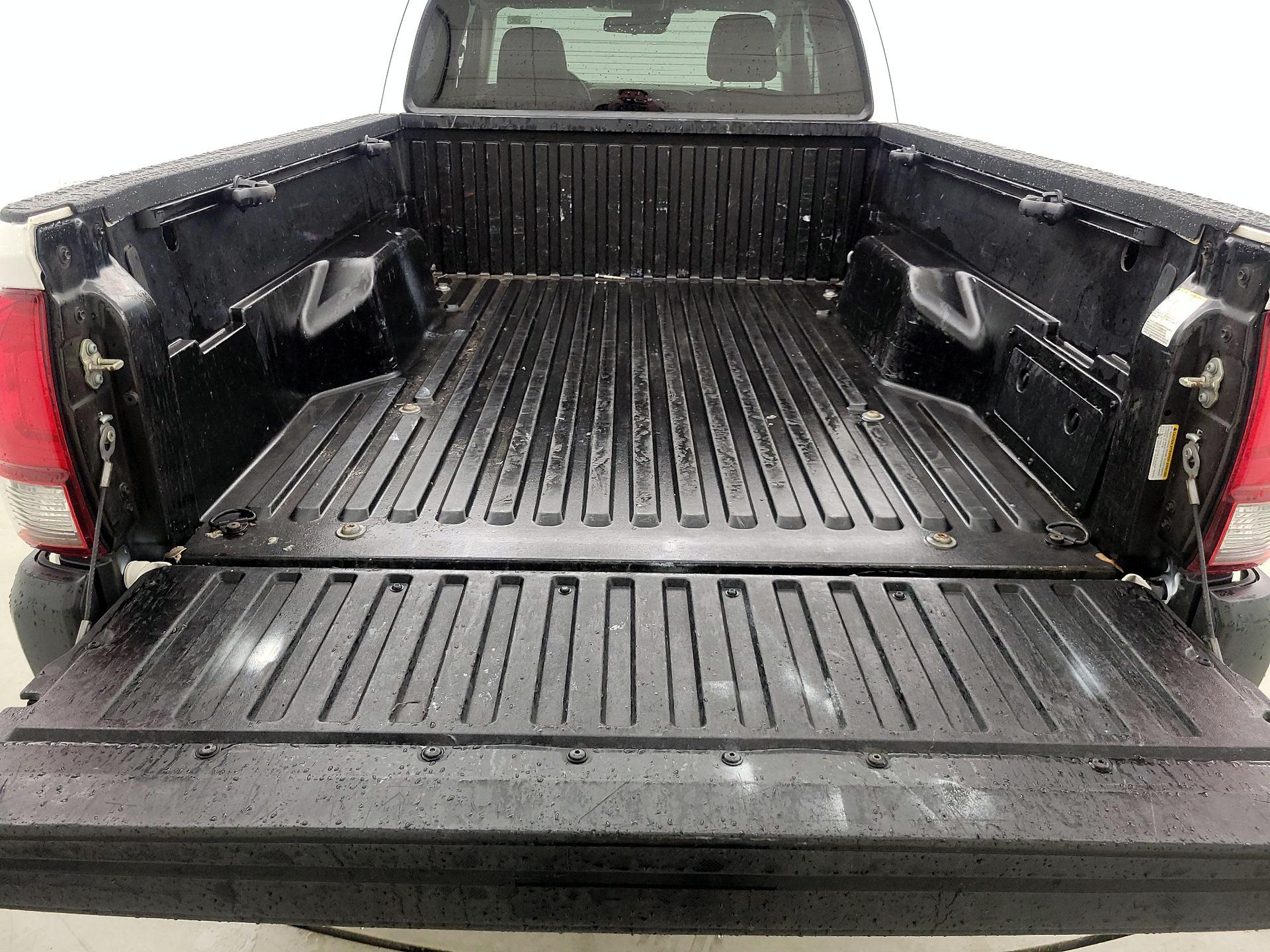 Thumbnail: 2021 Toyota Tacoma - 20