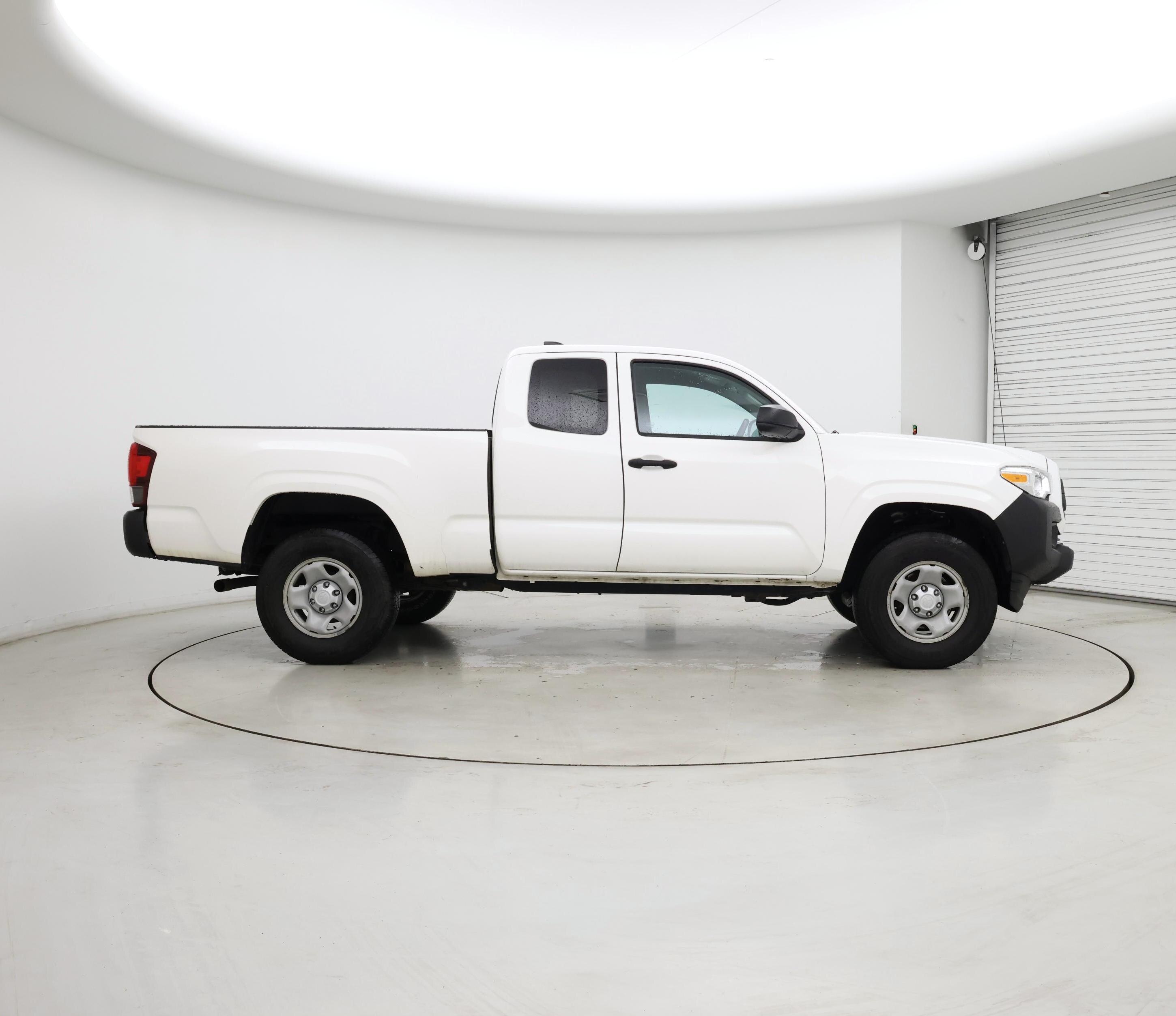 Thumbnail: 2021 Toyota Tacoma - 7