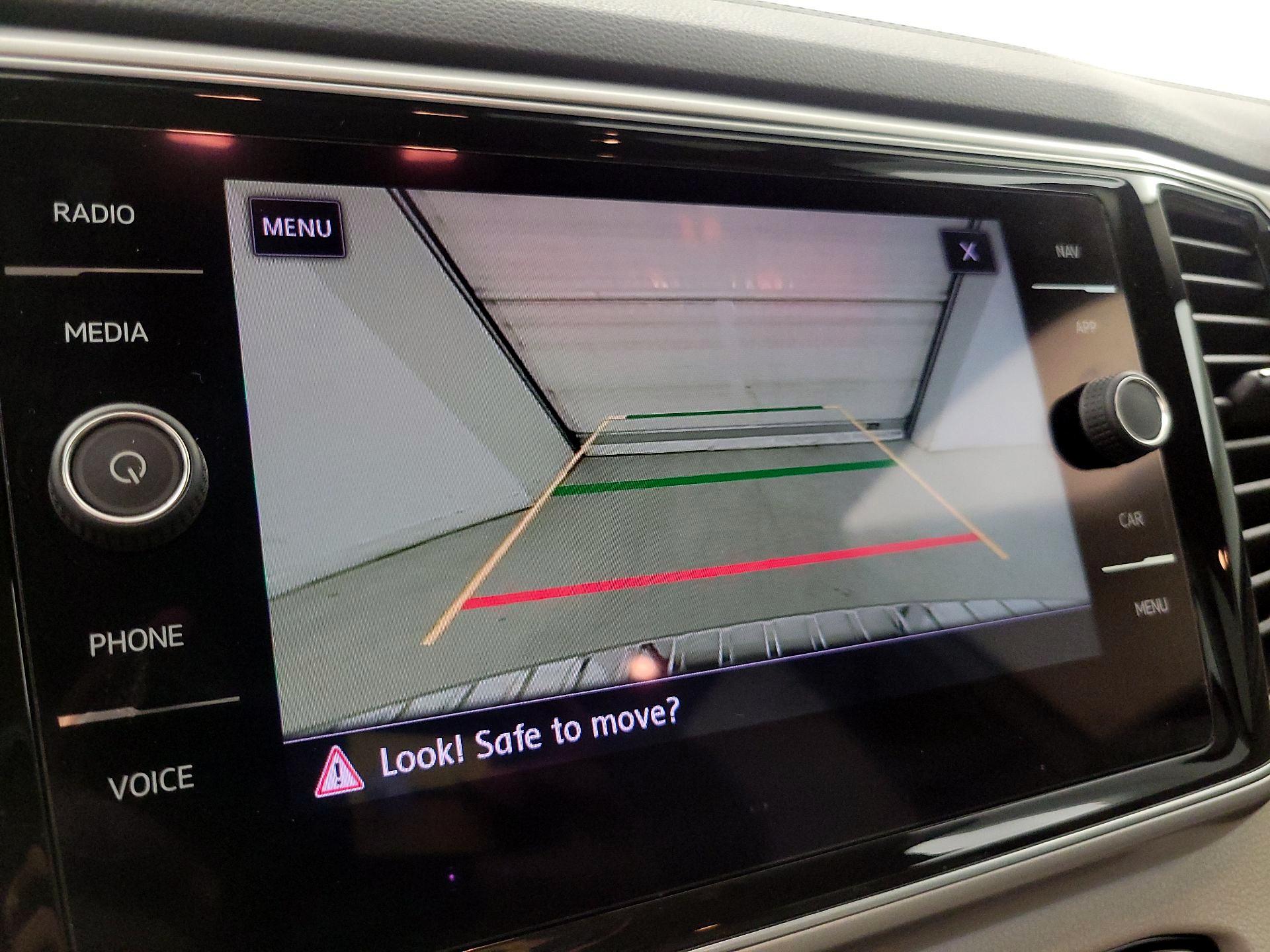 Thumbnail: 2018 Volkswagen Atlas - 15