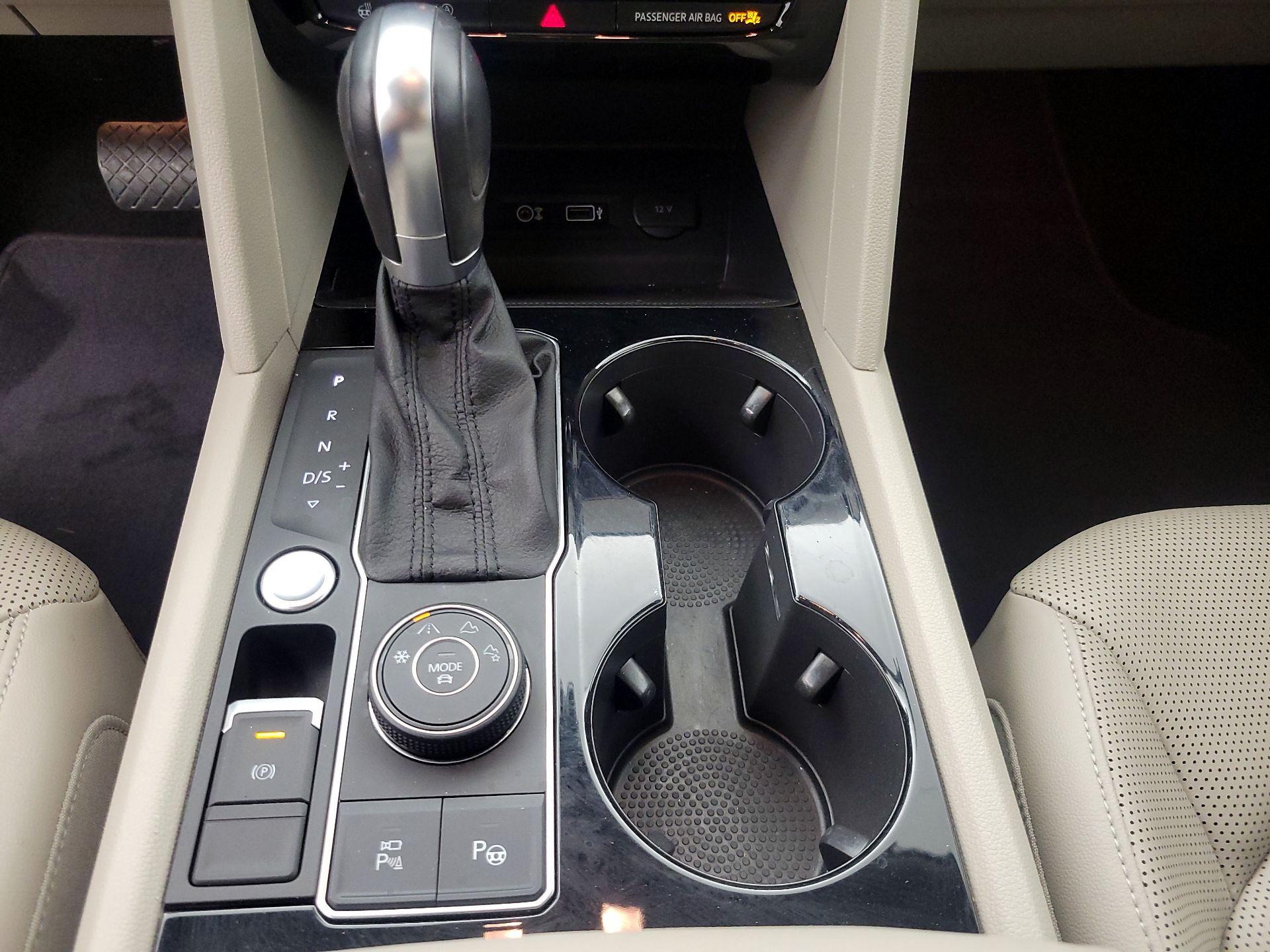 Thumbnail: 2018 Volkswagen Atlas - 18