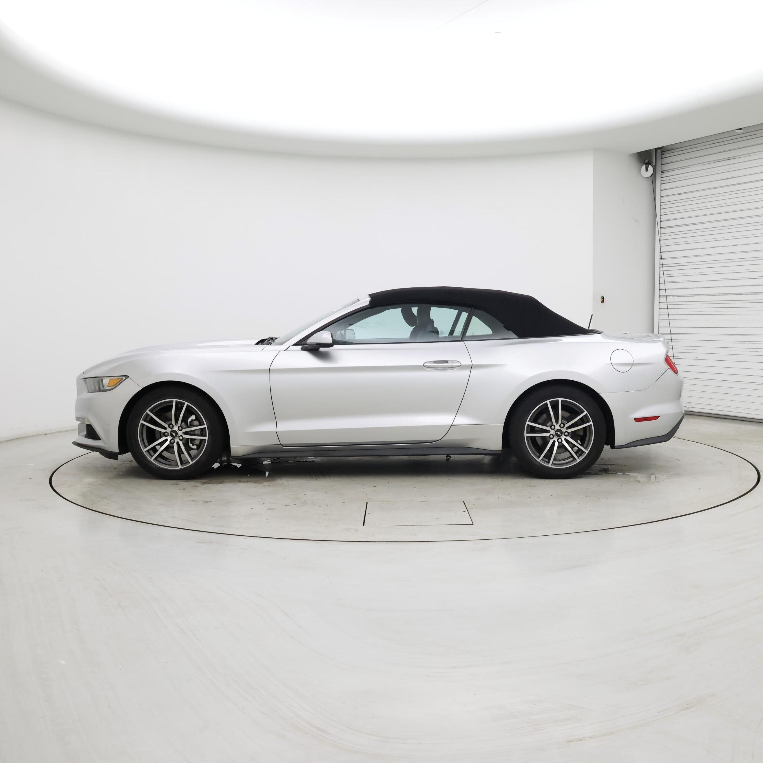 Thumbnail: 2016 Ford Mustang - 3