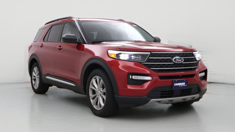 2023 Ford Explorer XLT Hero Image