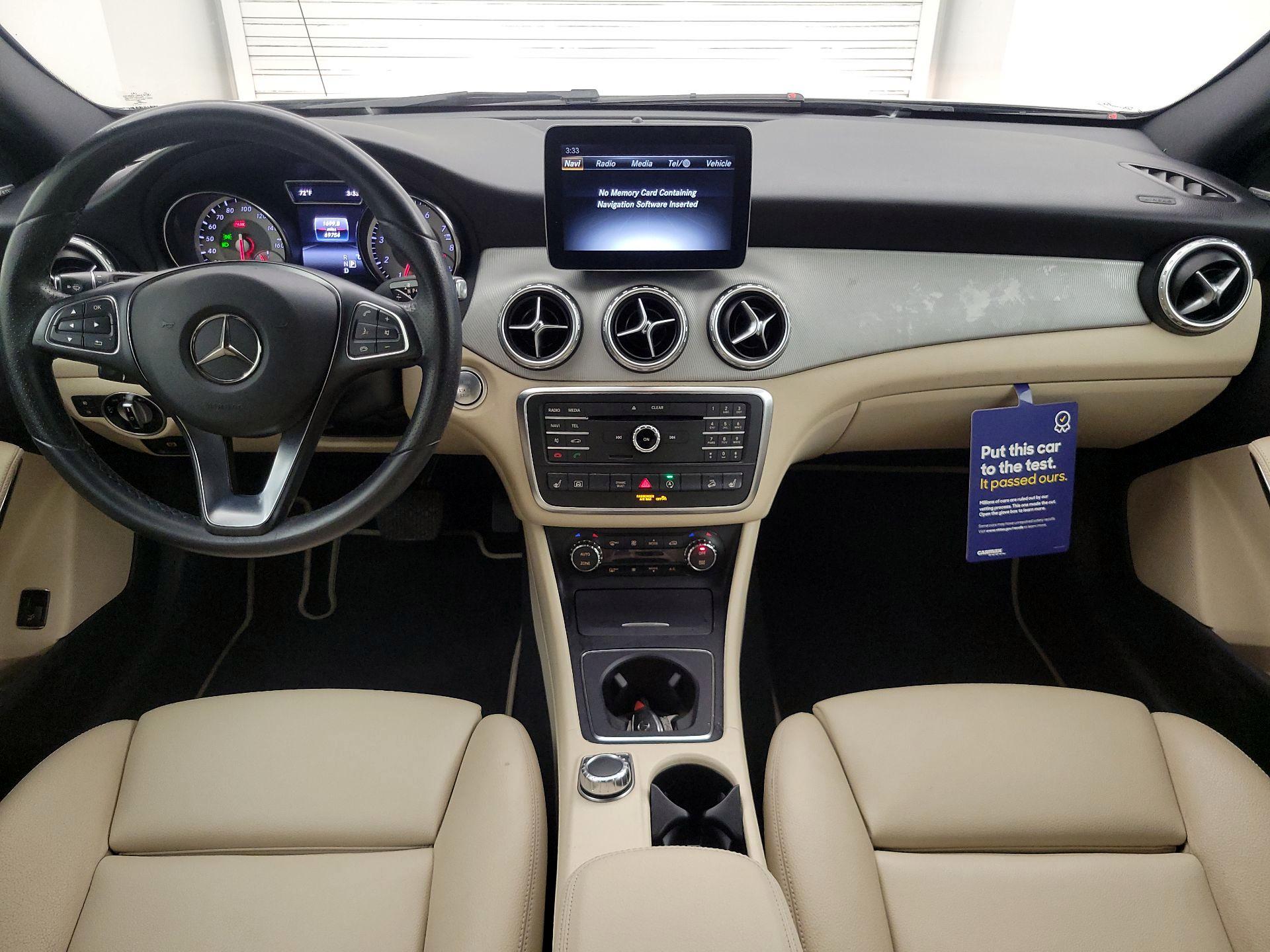 Thumbnail: 2017 Mercedes-Benz GLA - 9