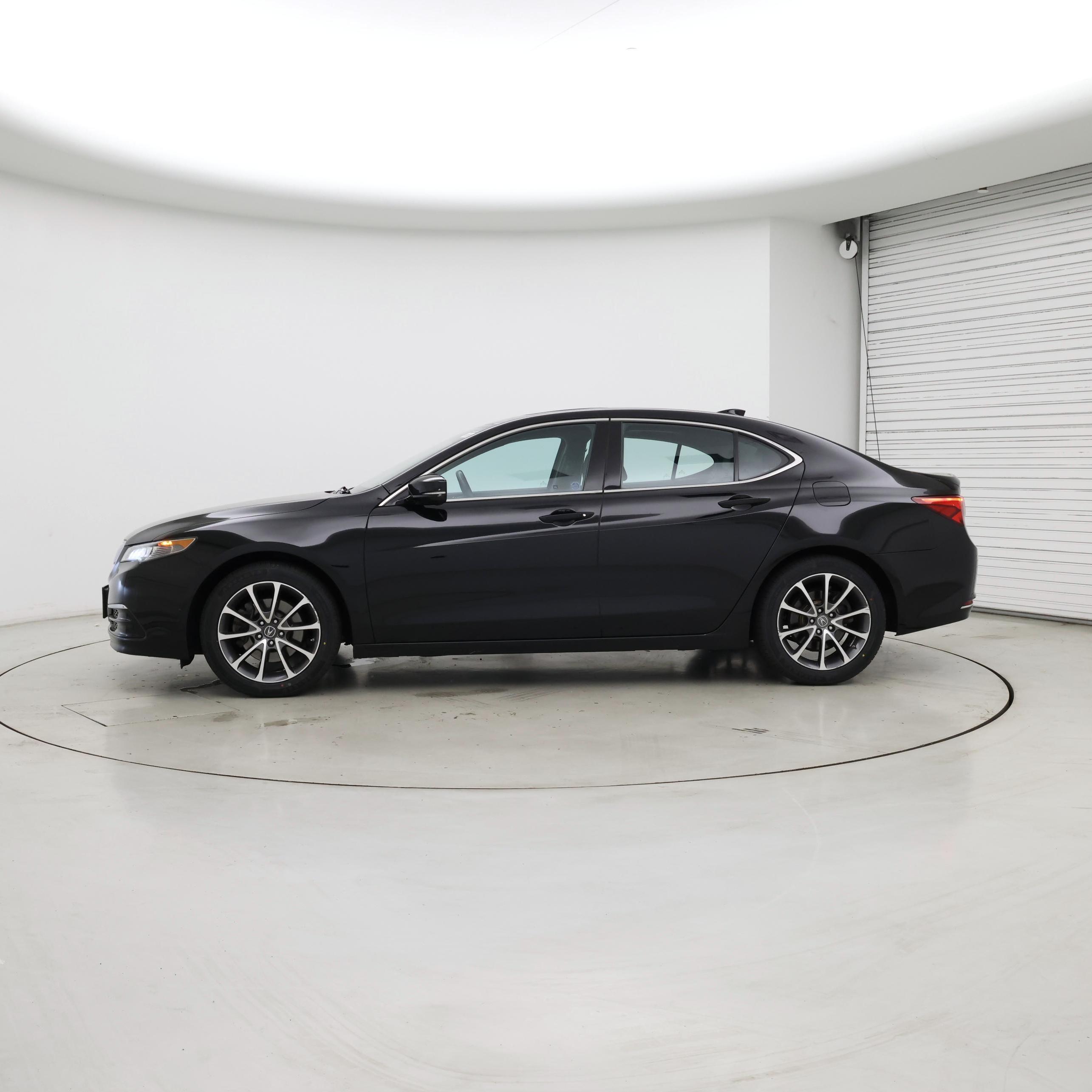 Thumbnail: 2017 Acura TLX - 3