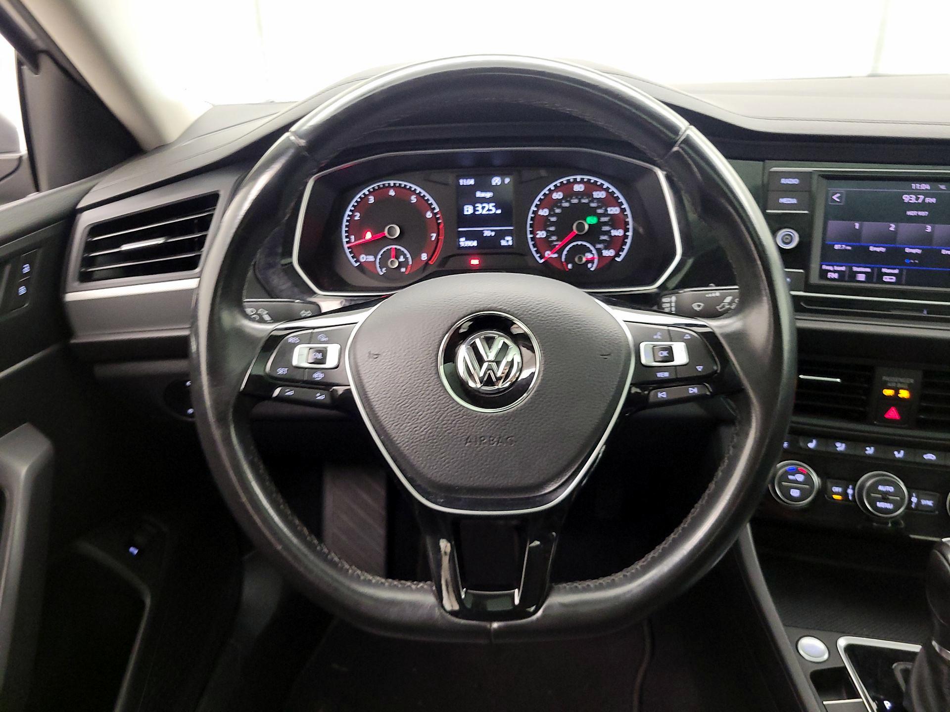 Thumbnail: 2019 Volkswagen Jetta - 10