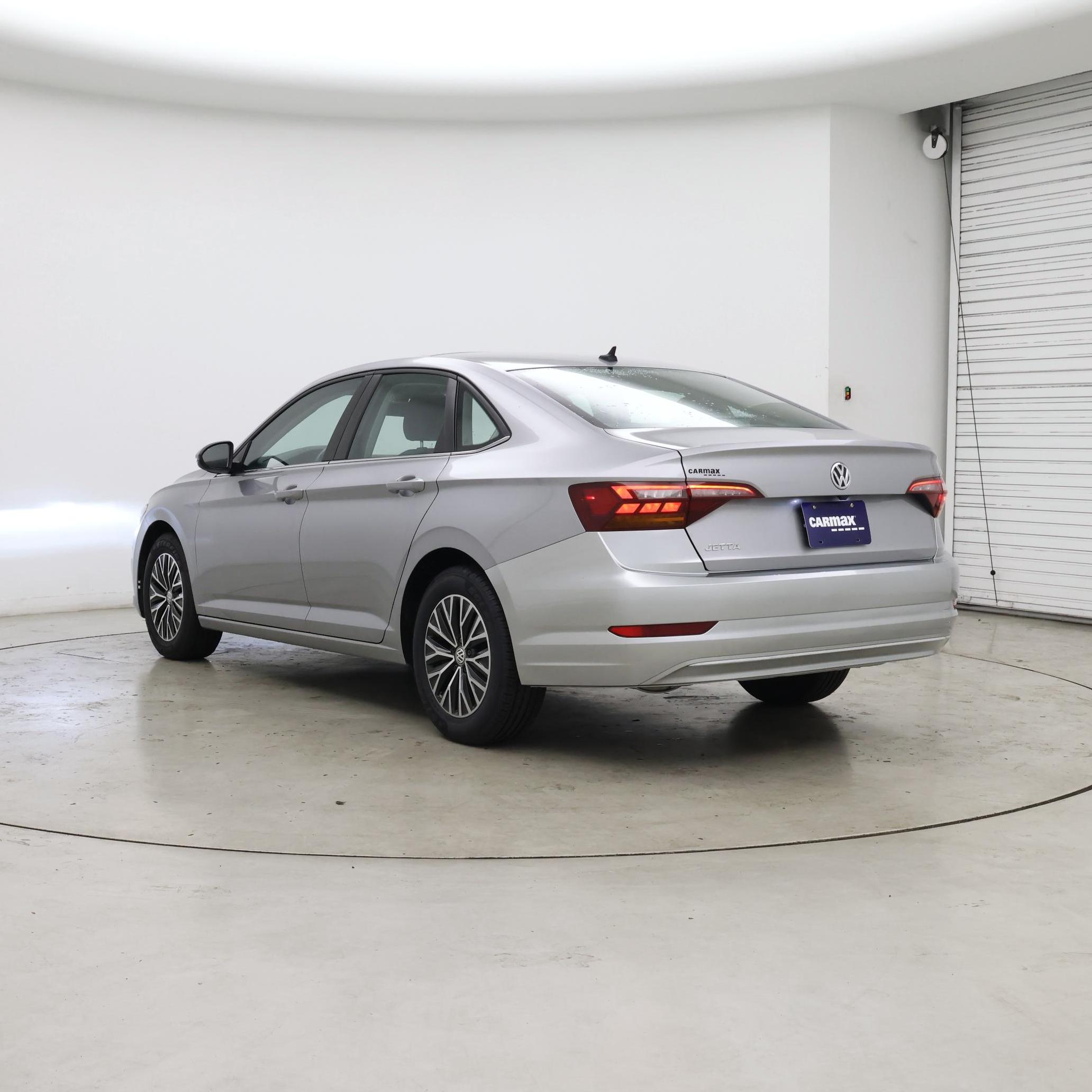 Thumbnail: 2019 Volkswagen Jetta - 2