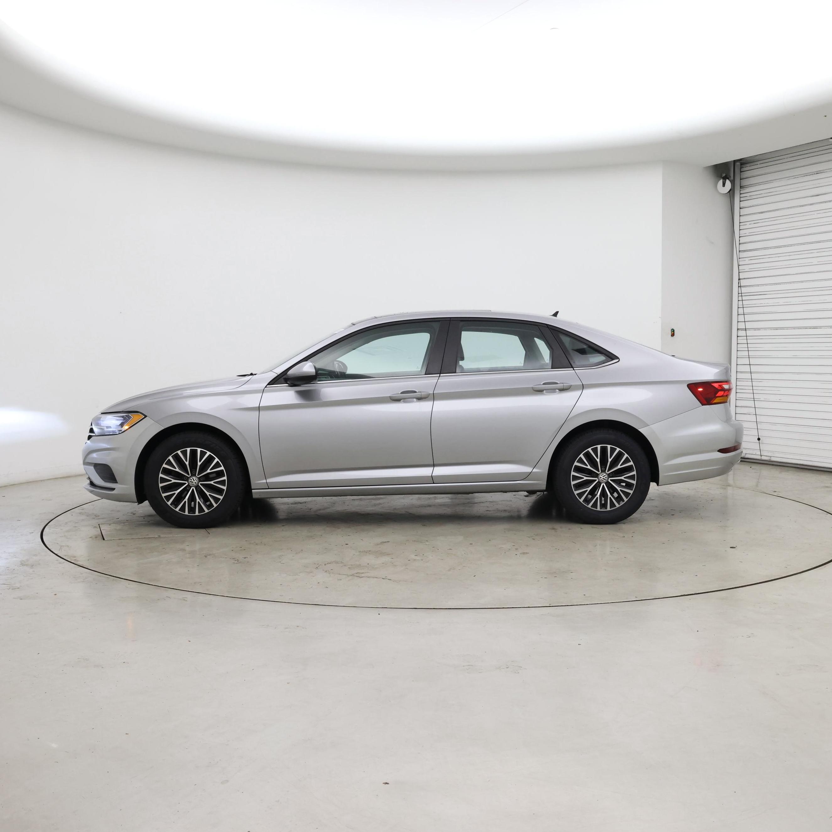 Thumbnail: 2019 Volkswagen Jetta - 3