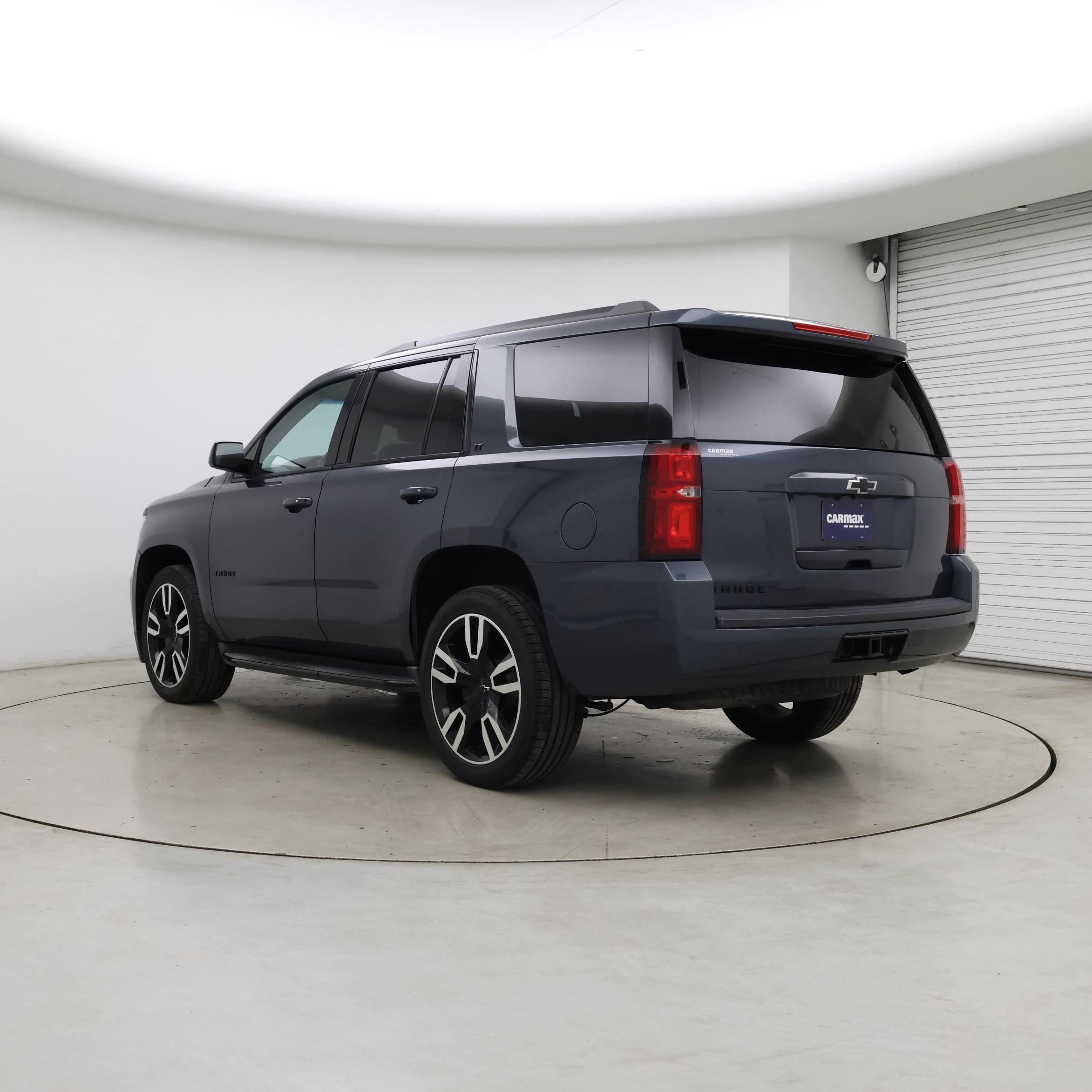 Thumbnail: 2019 Chevrolet Tahoe - 2