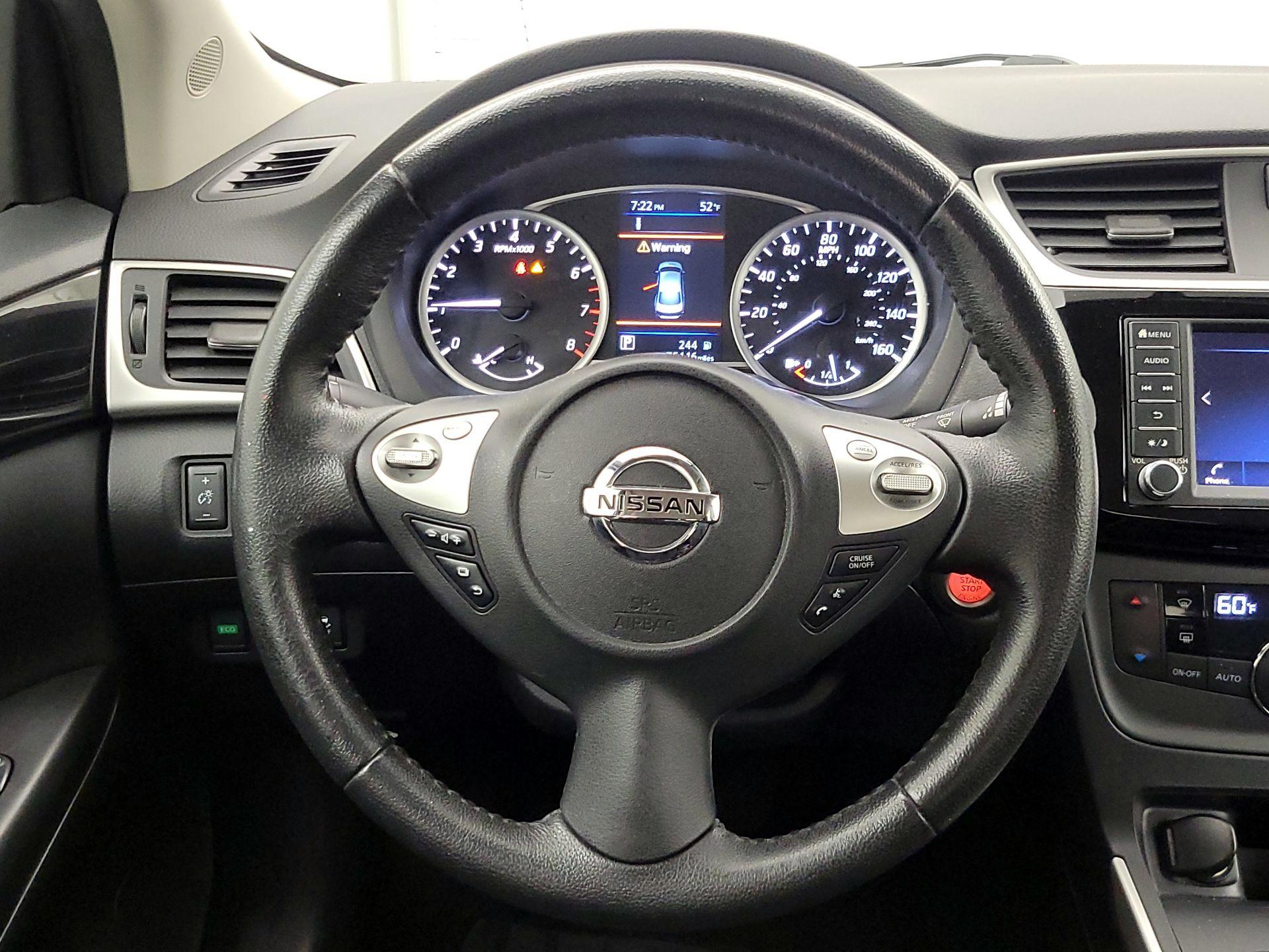 Thumbnail: 2019 Nissan Sentra - 10