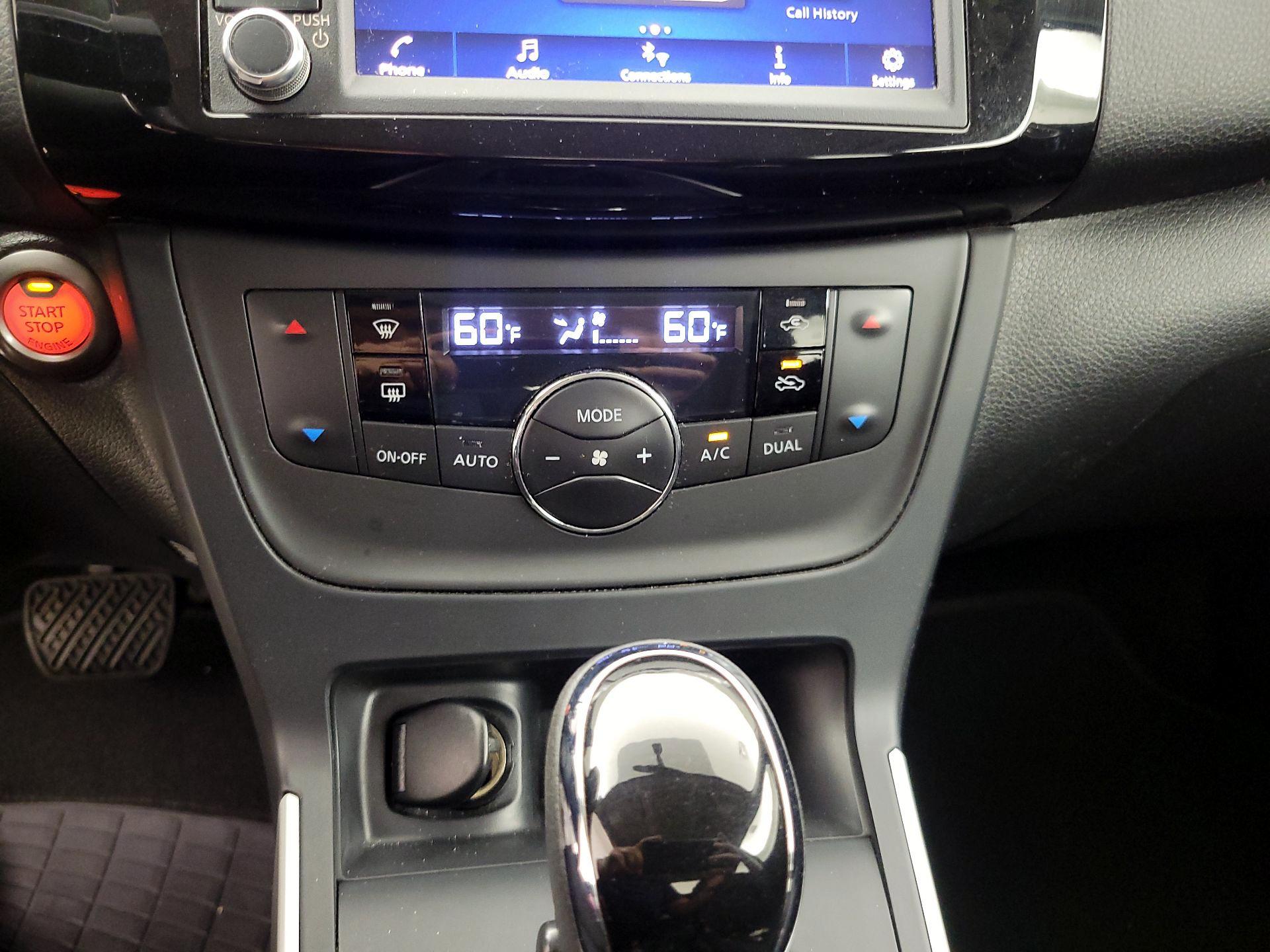 Thumbnail: 2019 Nissan Sentra - 16