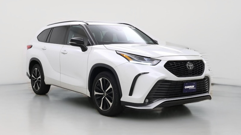 2022 Toyota Highlander XSE Hero Image