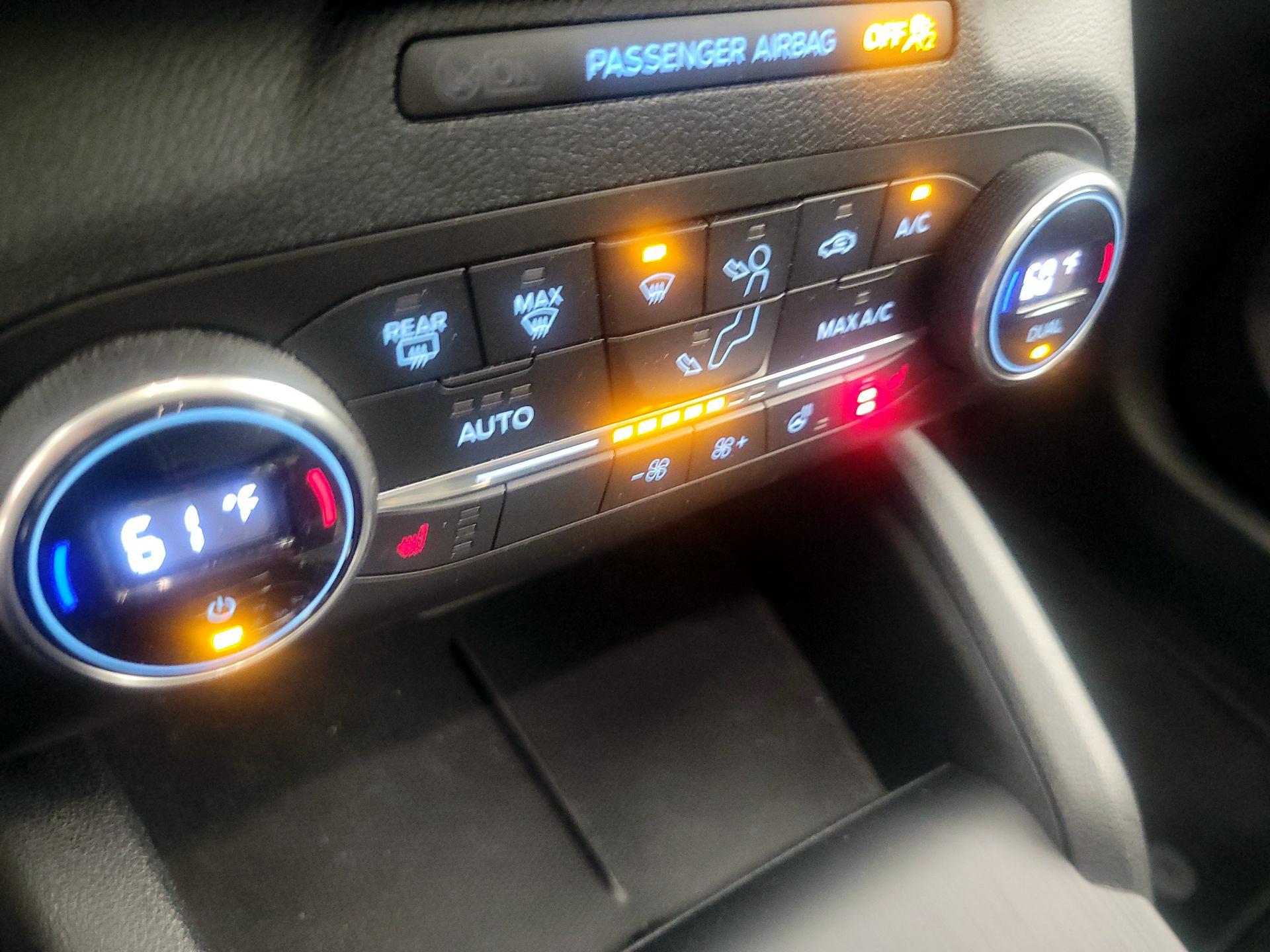Thumbnail: 2020 Ford Escape - 17