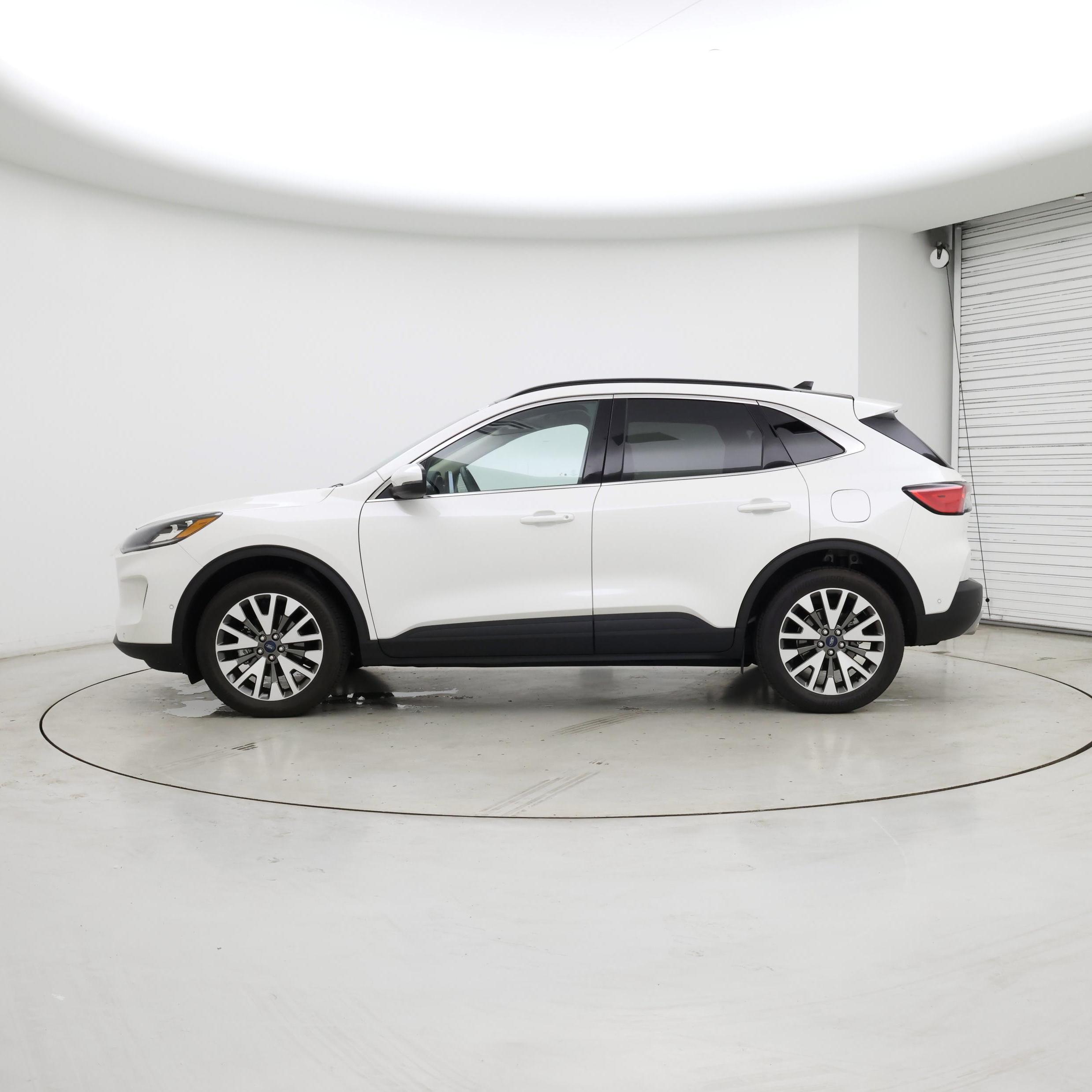 Thumbnail: 2020 Ford Escape - 3