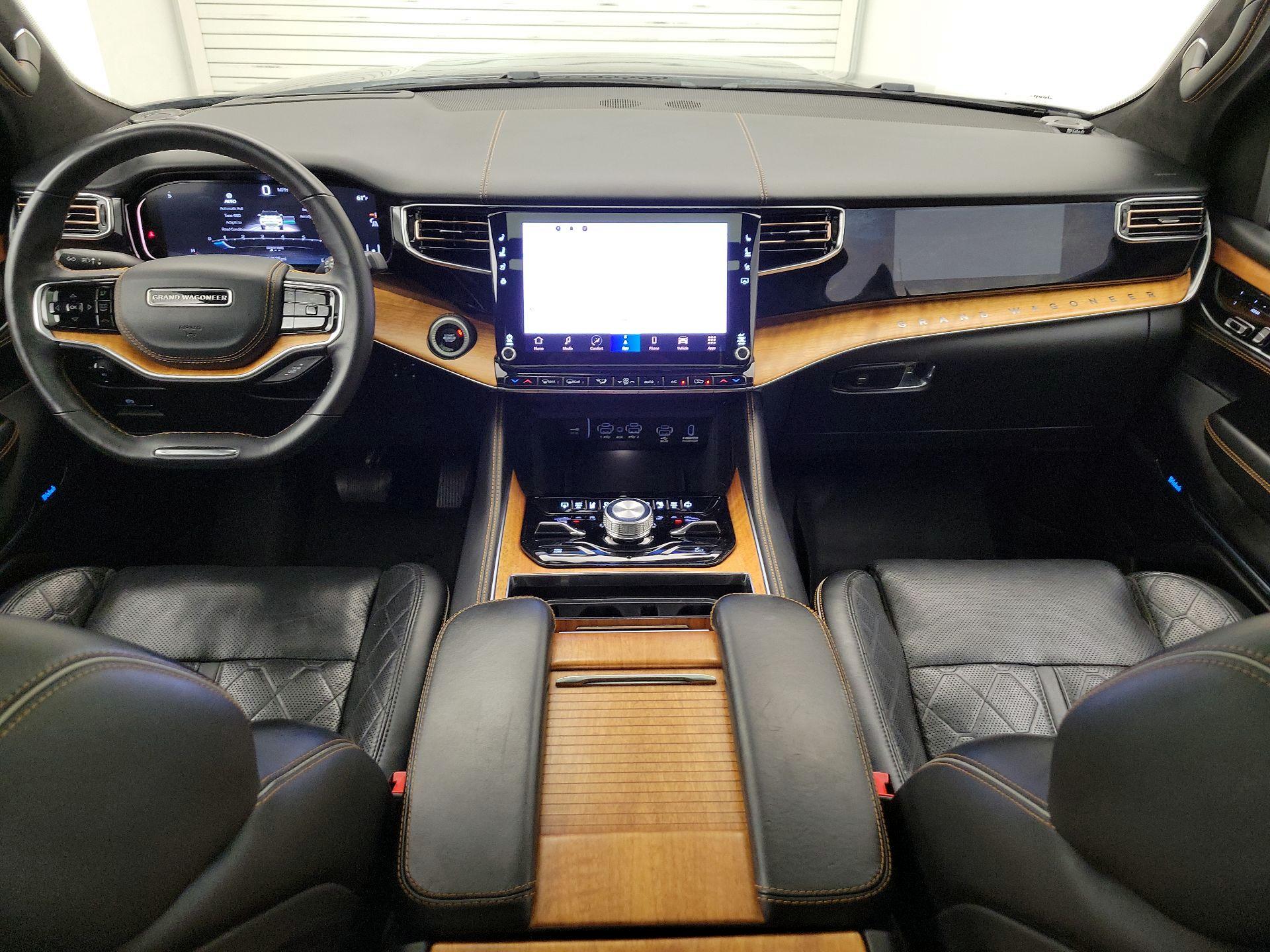 Thumbnail: 2022 Jeep Grand Wagoneer - 9