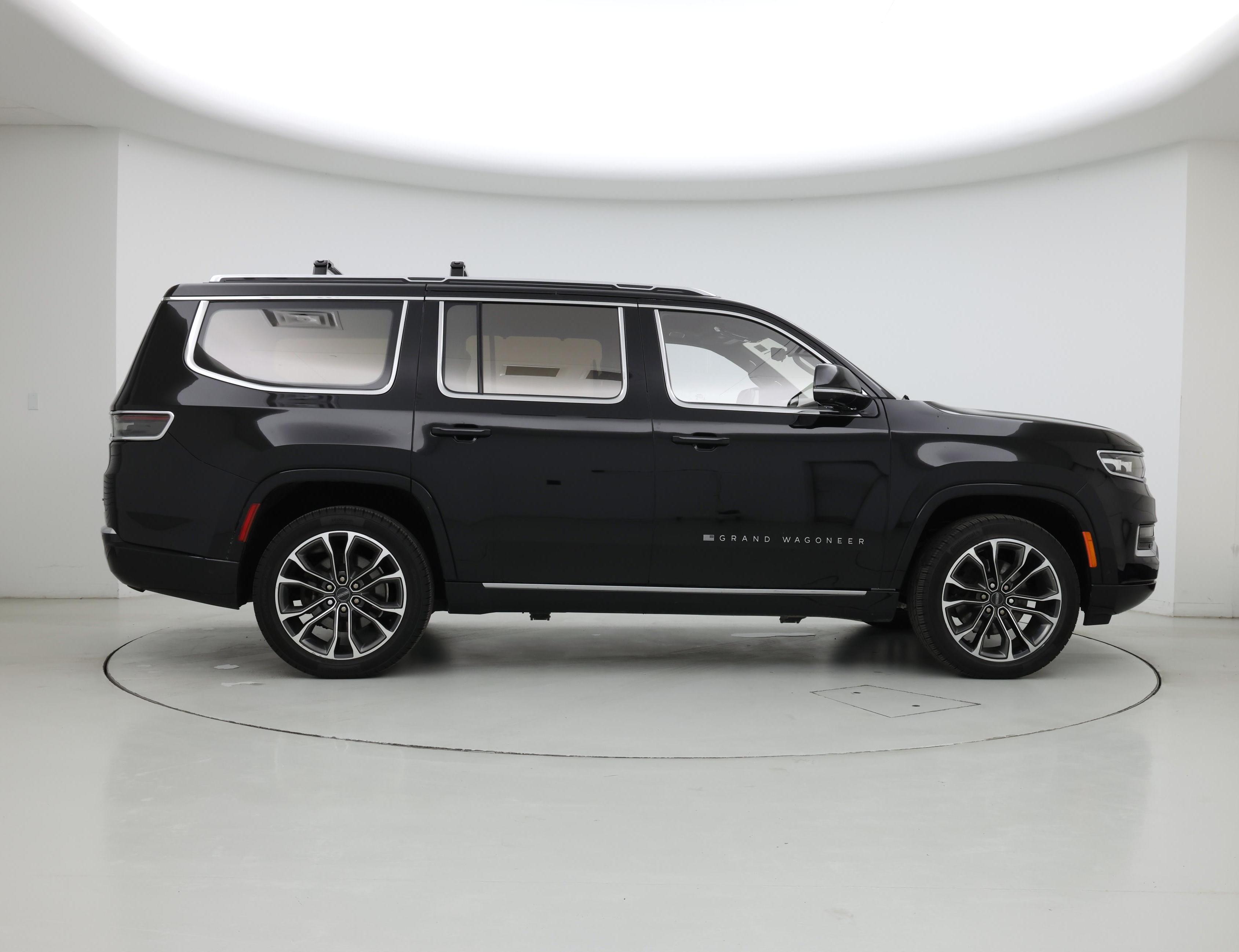 Thumbnail: 2022 Jeep Grand Wagoneer - 7