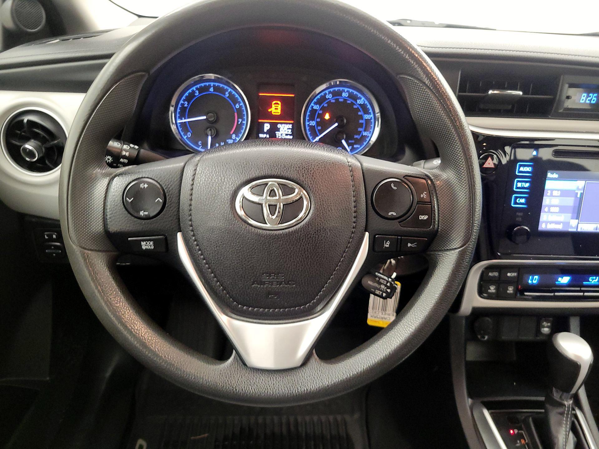 Thumbnail: 2018 Toyota Corolla - 10