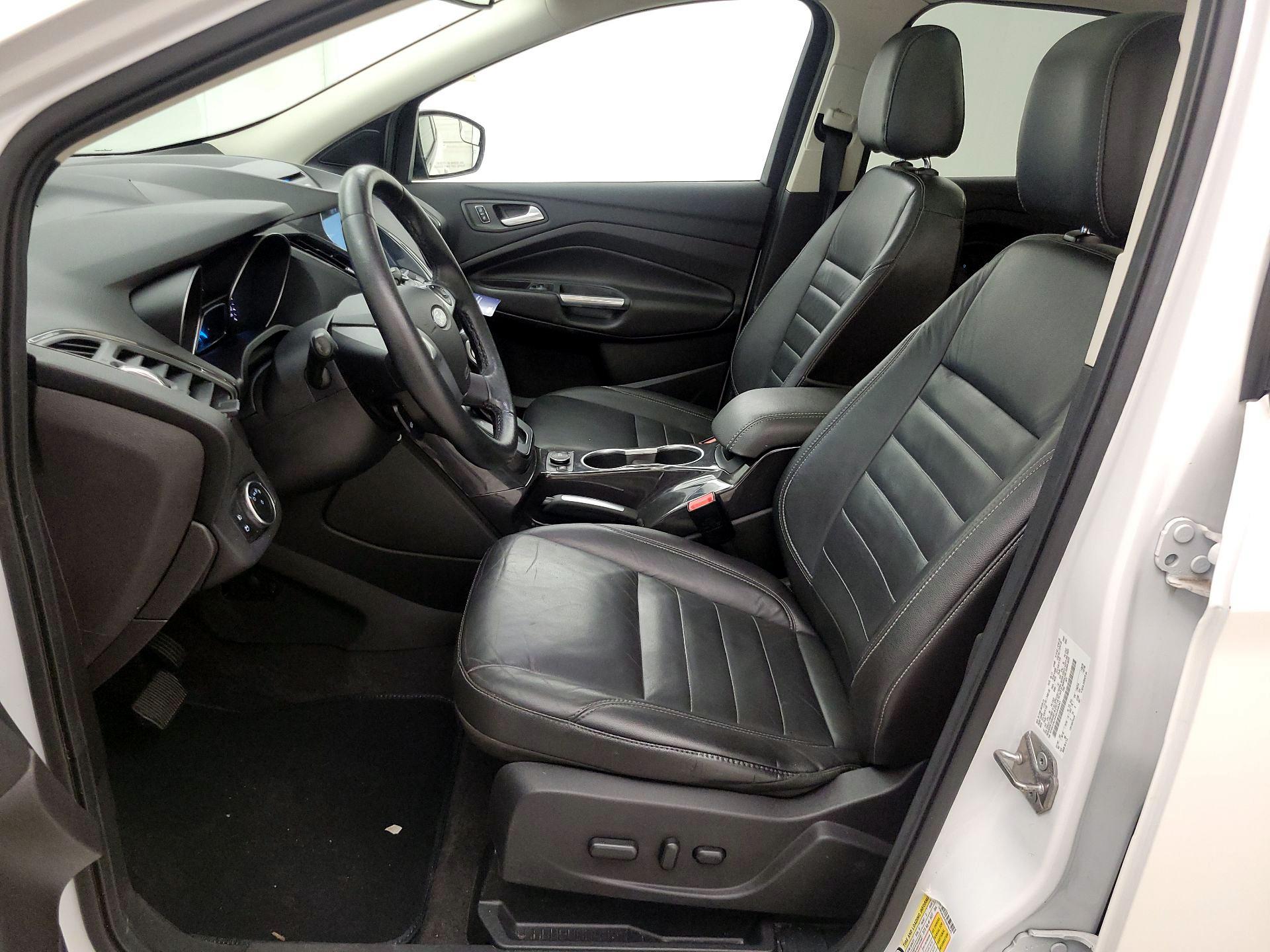 Thumbnail: 2016 Ford Escape - 11