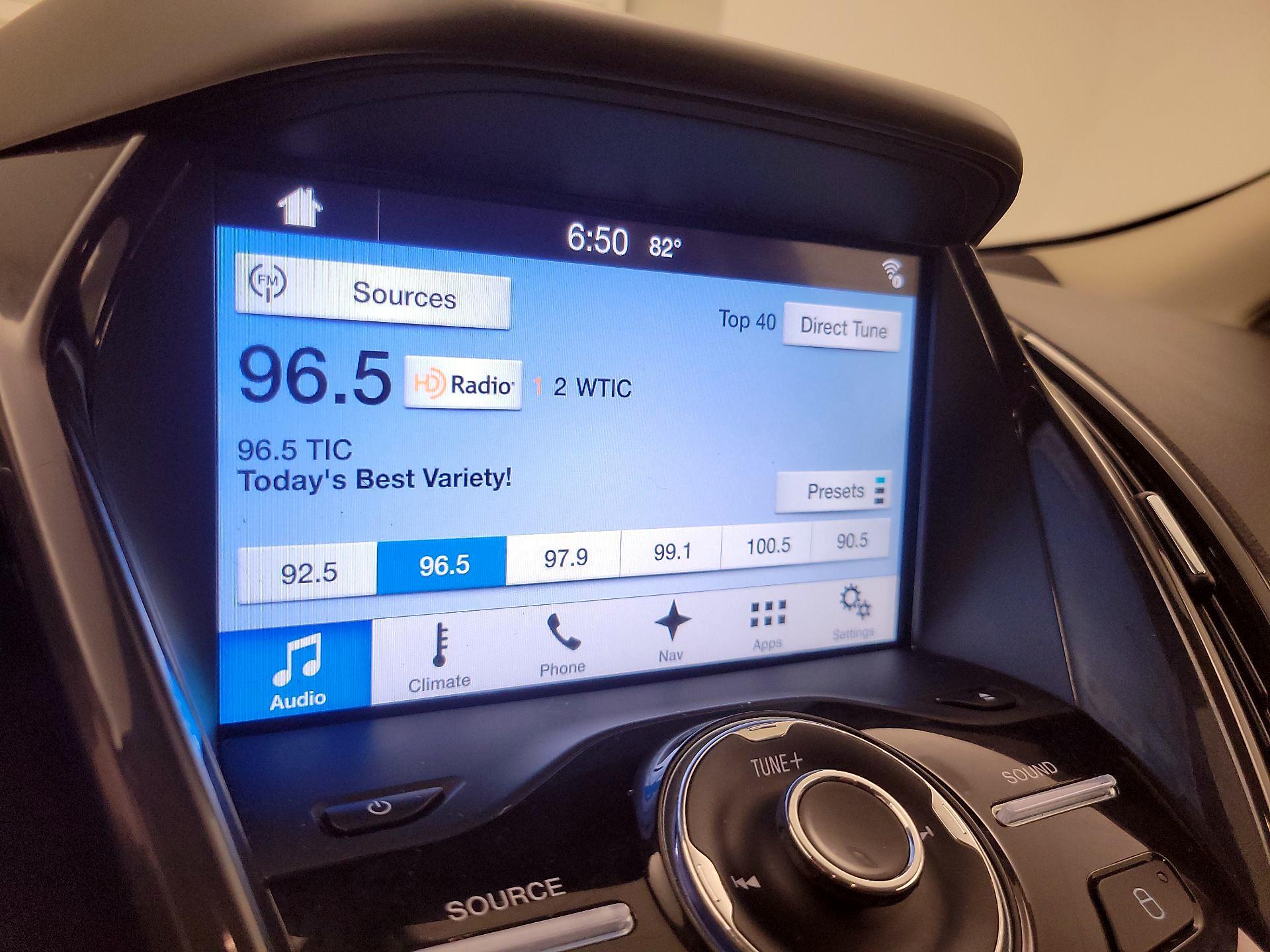 Thumbnail: 2016 Ford Escape - 16