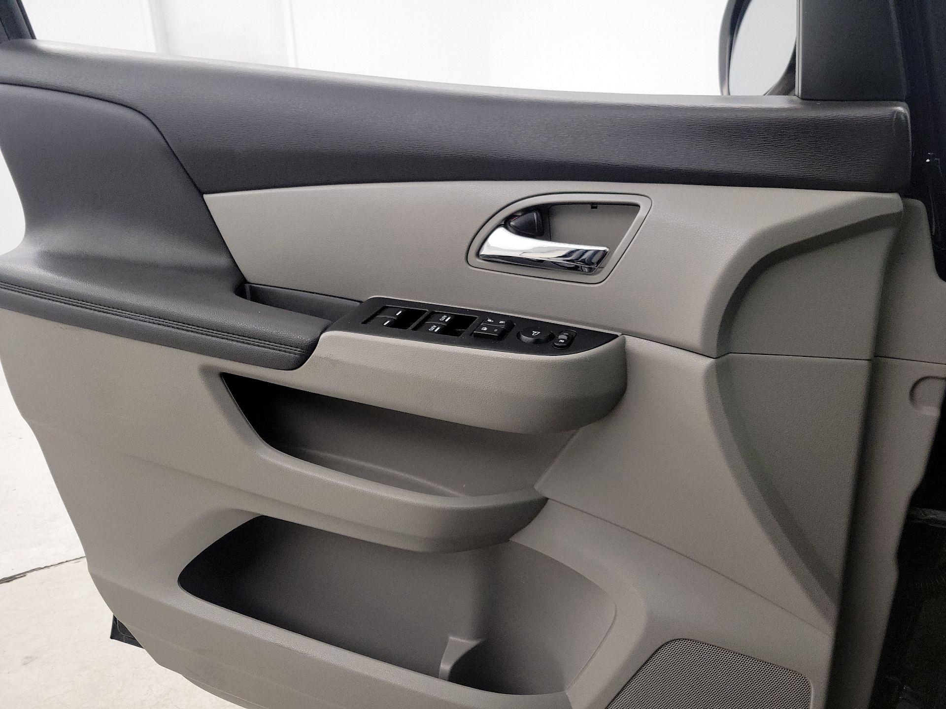 Thumbnail: 2022 Honda Odyssey - 12