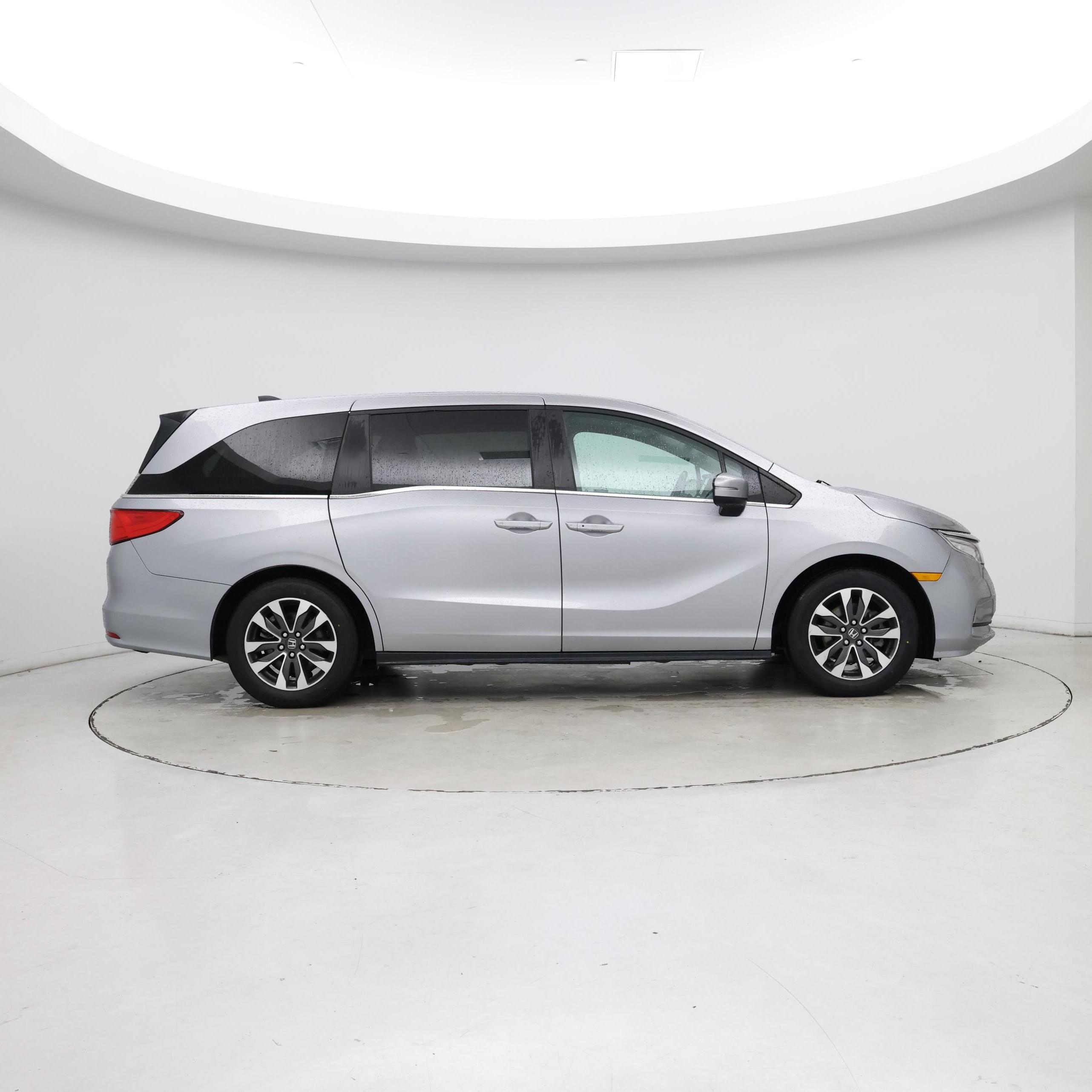 Thumbnail: 2022 Honda Odyssey - 7