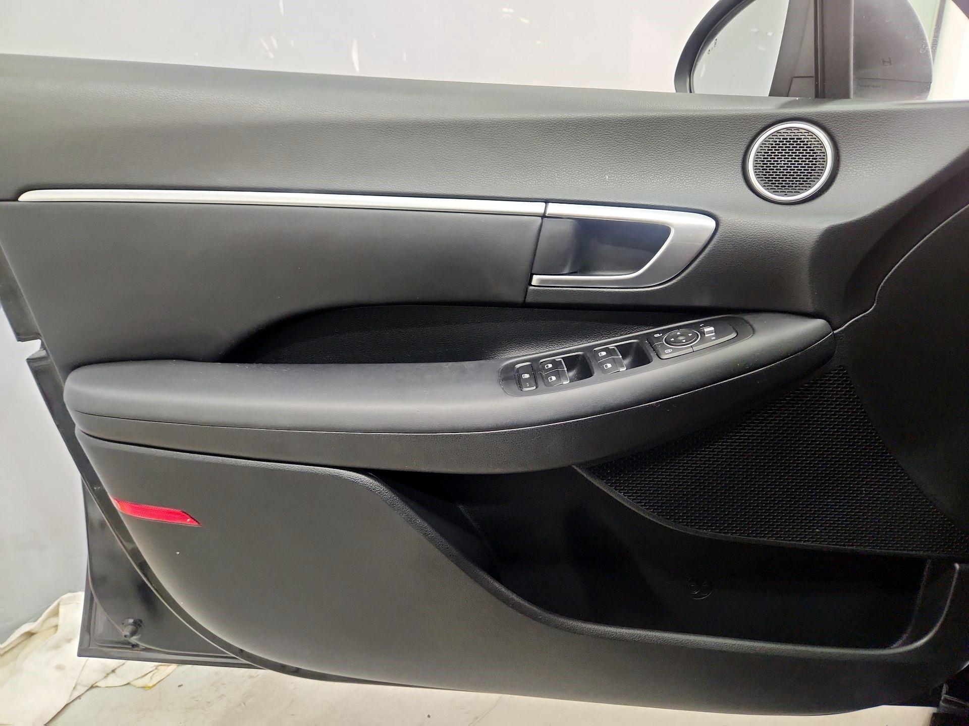 Thumbnail: 2021 Hyundai Sonata - 12