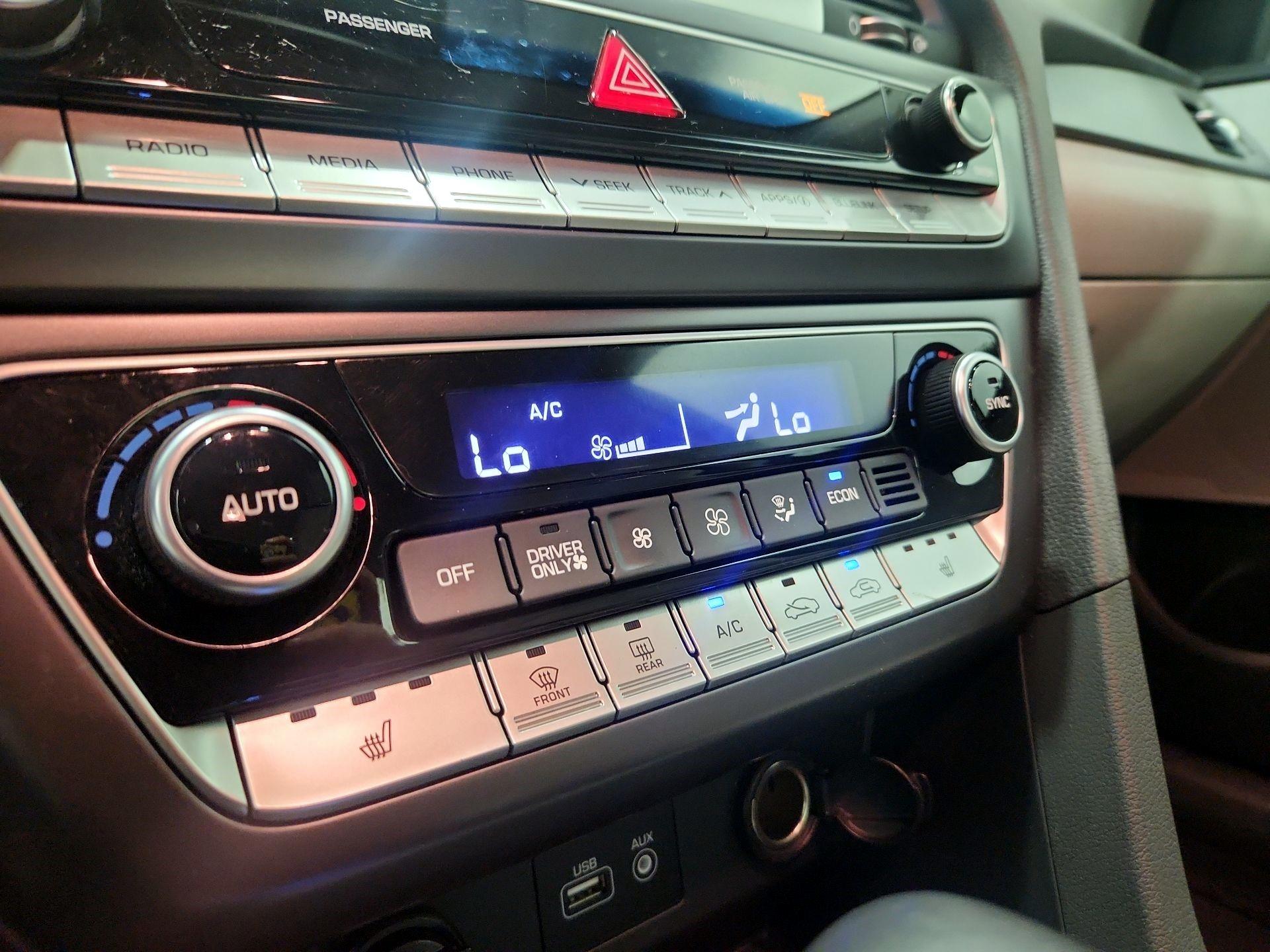 Thumbnail: 2019 Hyundai Sonata - 16