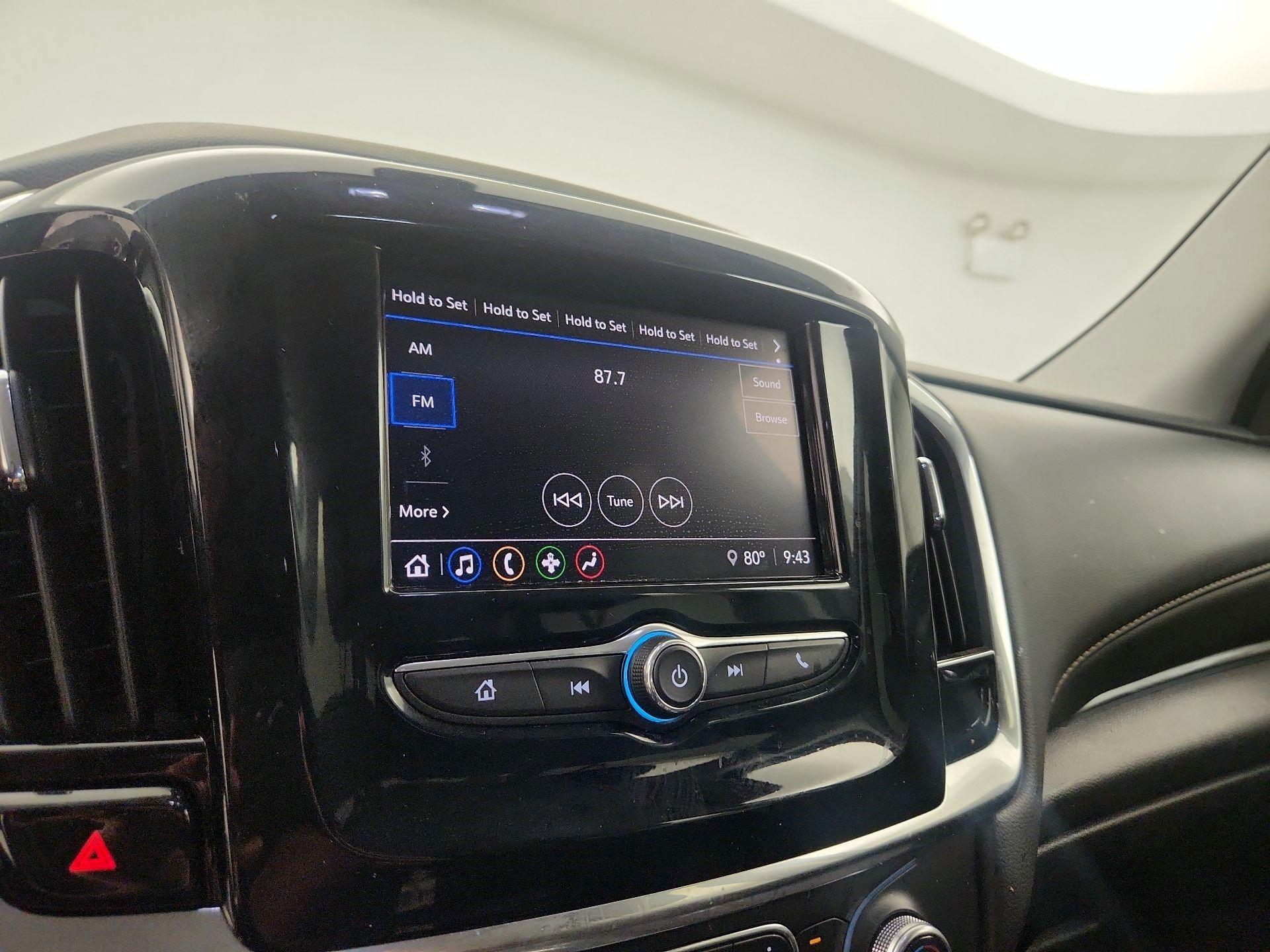 Thumbnail: 2021 Chevrolet Traverse - 15