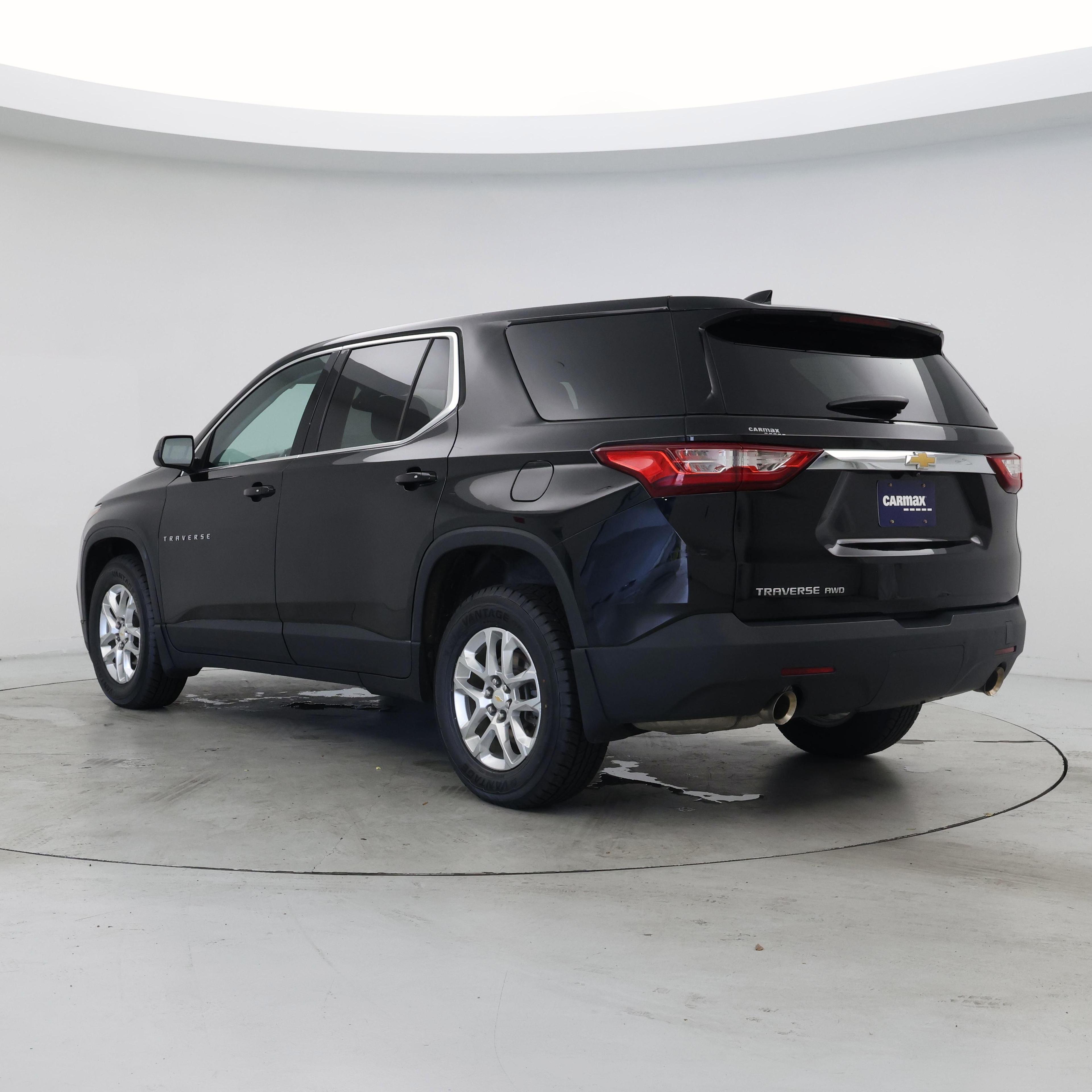 Thumbnail: 2021 Chevrolet Traverse - 2