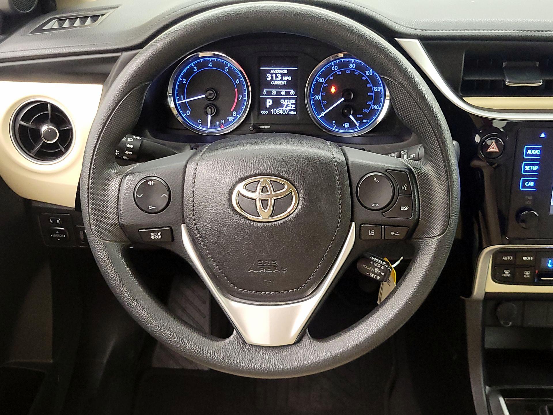 Thumbnail: 2017 Toyota Corolla - 10