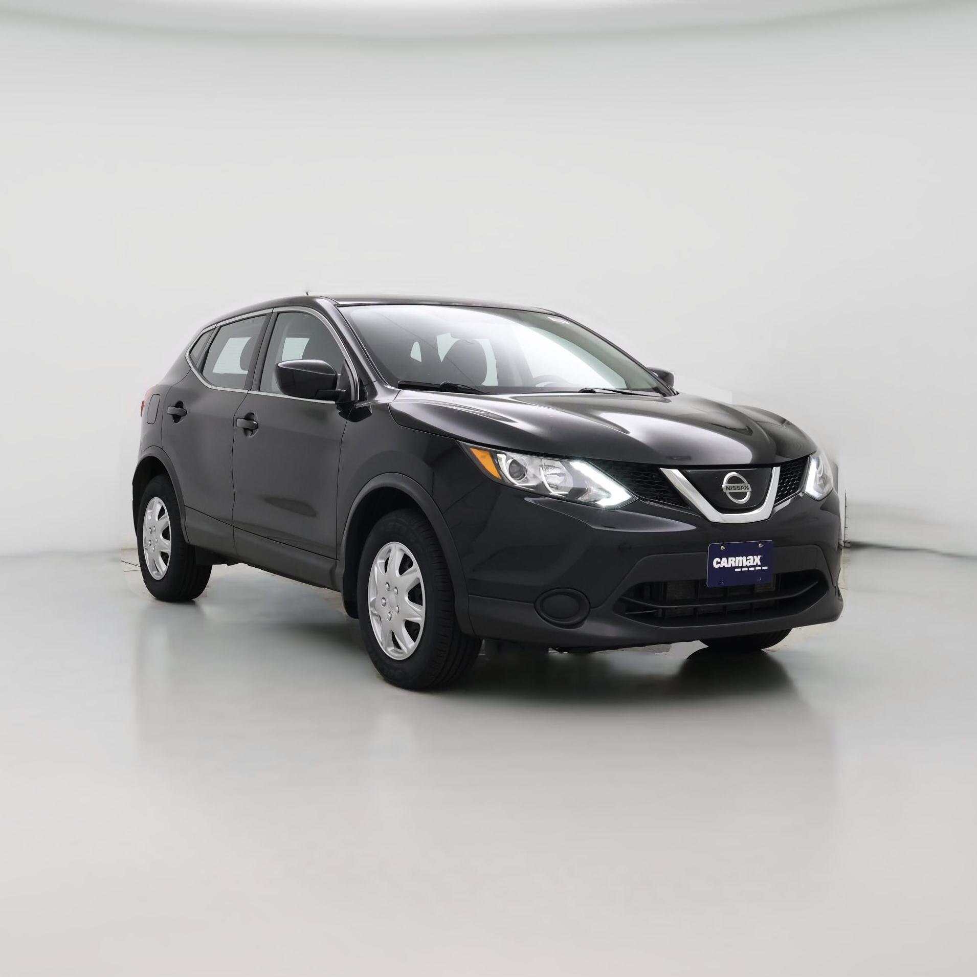 Thumbnail: 2019 Nissan Rogue Sport - 1