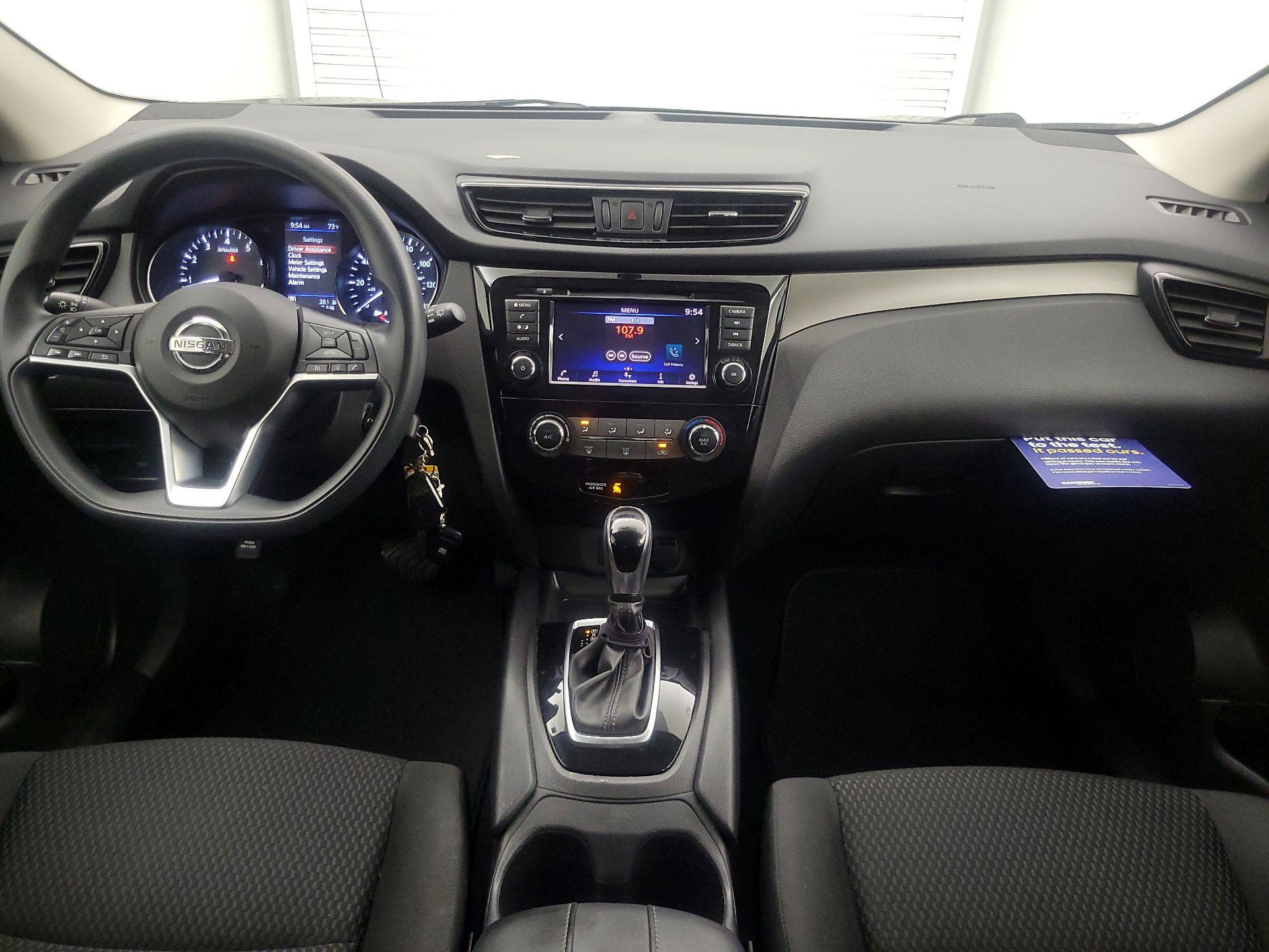 Thumbnail: 2019 Nissan Rogue Sport - 9