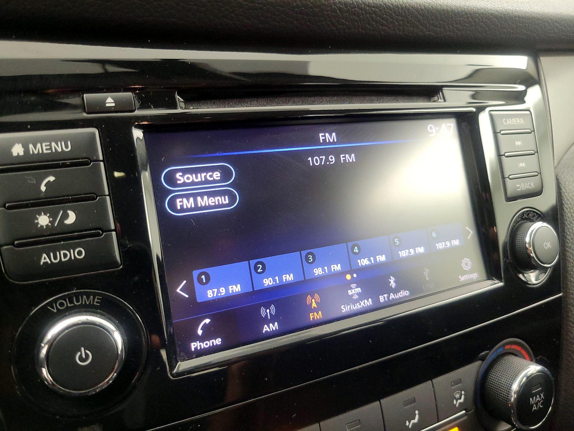 Thumbnail: 2019 Nissan Rogue Sport - 15