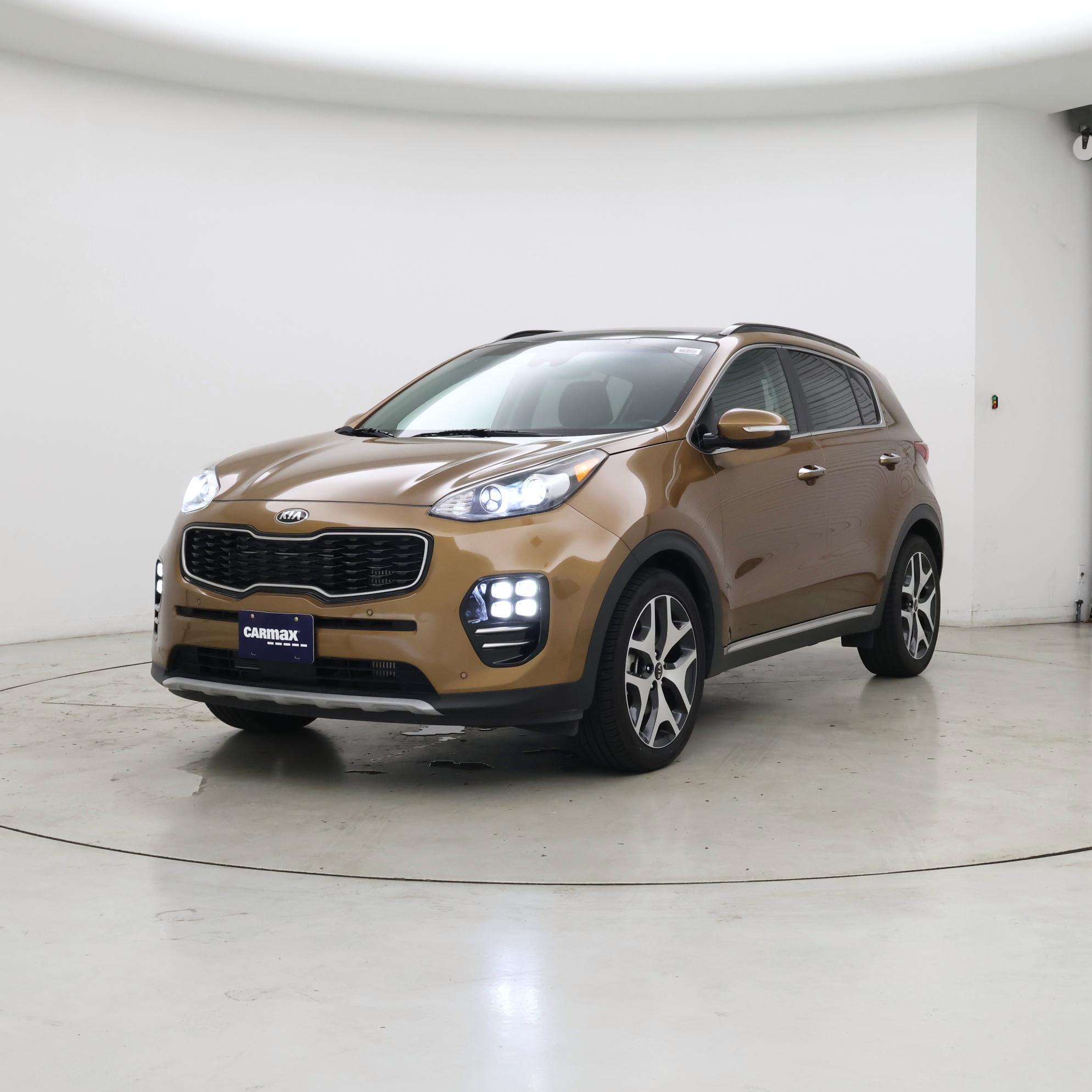 Thumbnail: 2019 Kia Sportage - 4
